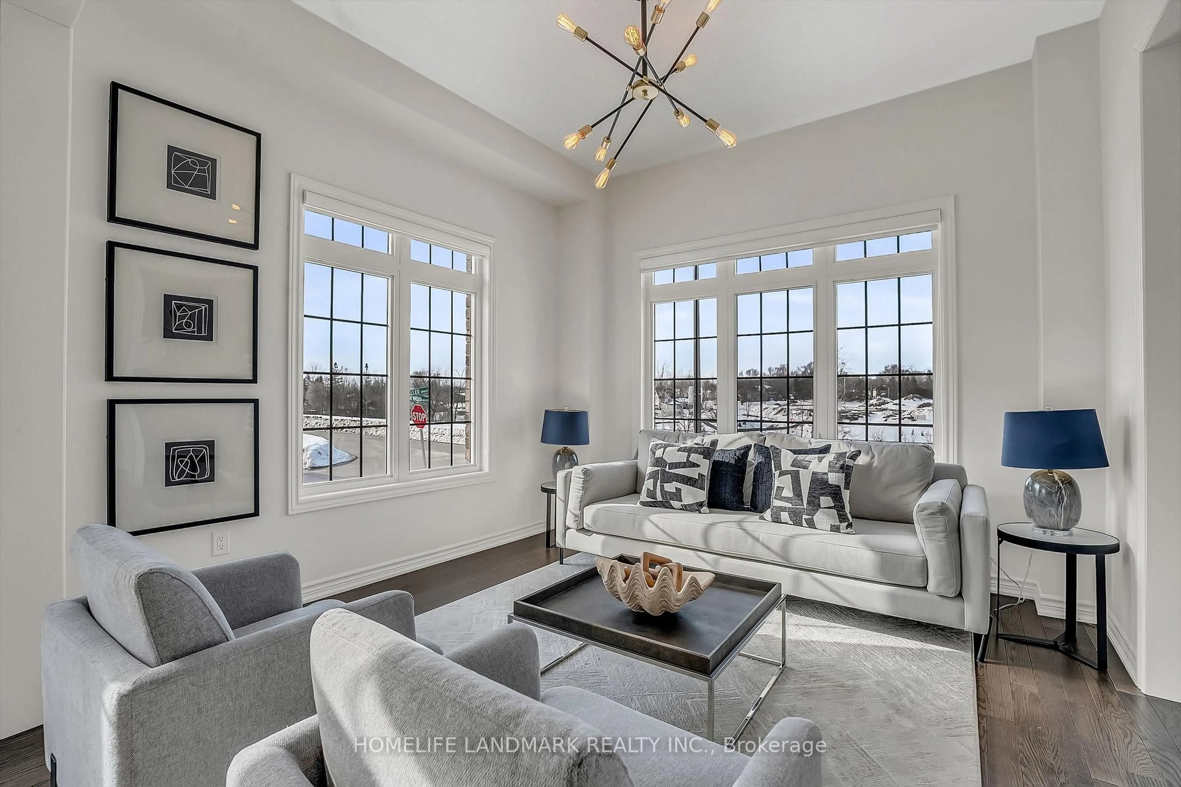 Living room with furniture, unknown for 329 Danny Wheeler Blvd, Georgina Ontario L4P 0K1