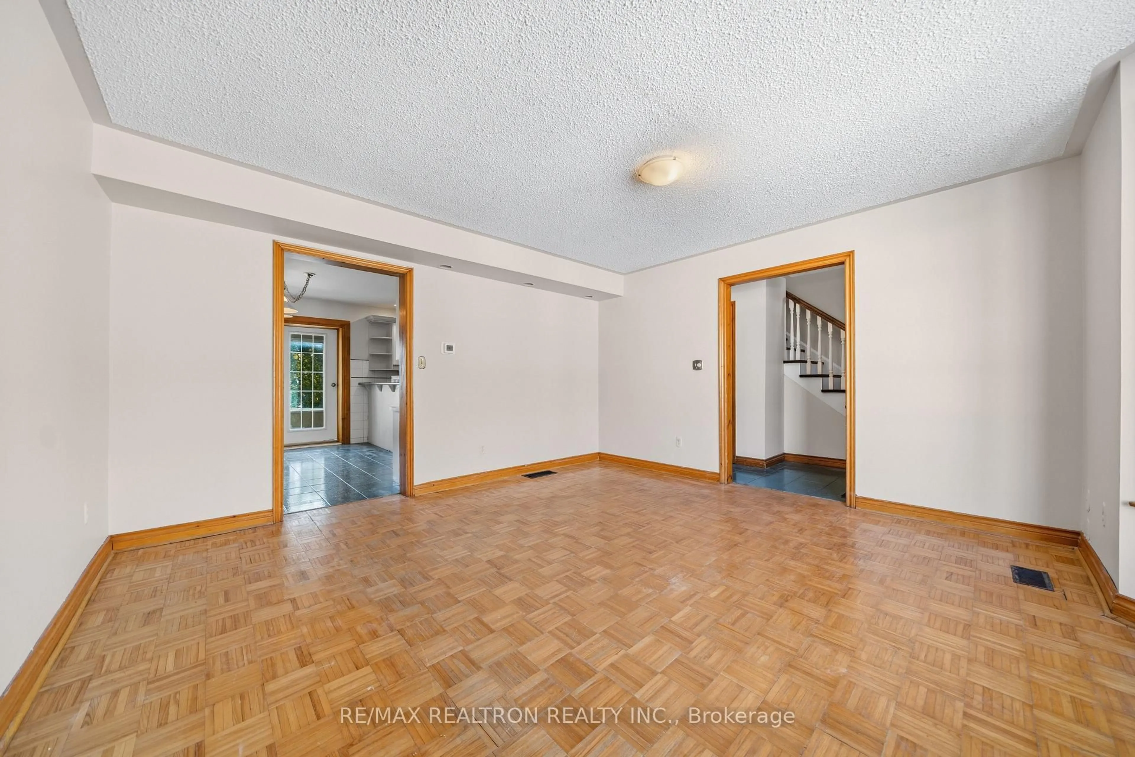 A pic of a room for 173 Elgin Mills Rd, Richmond Hill Ontario L4C 4M1
