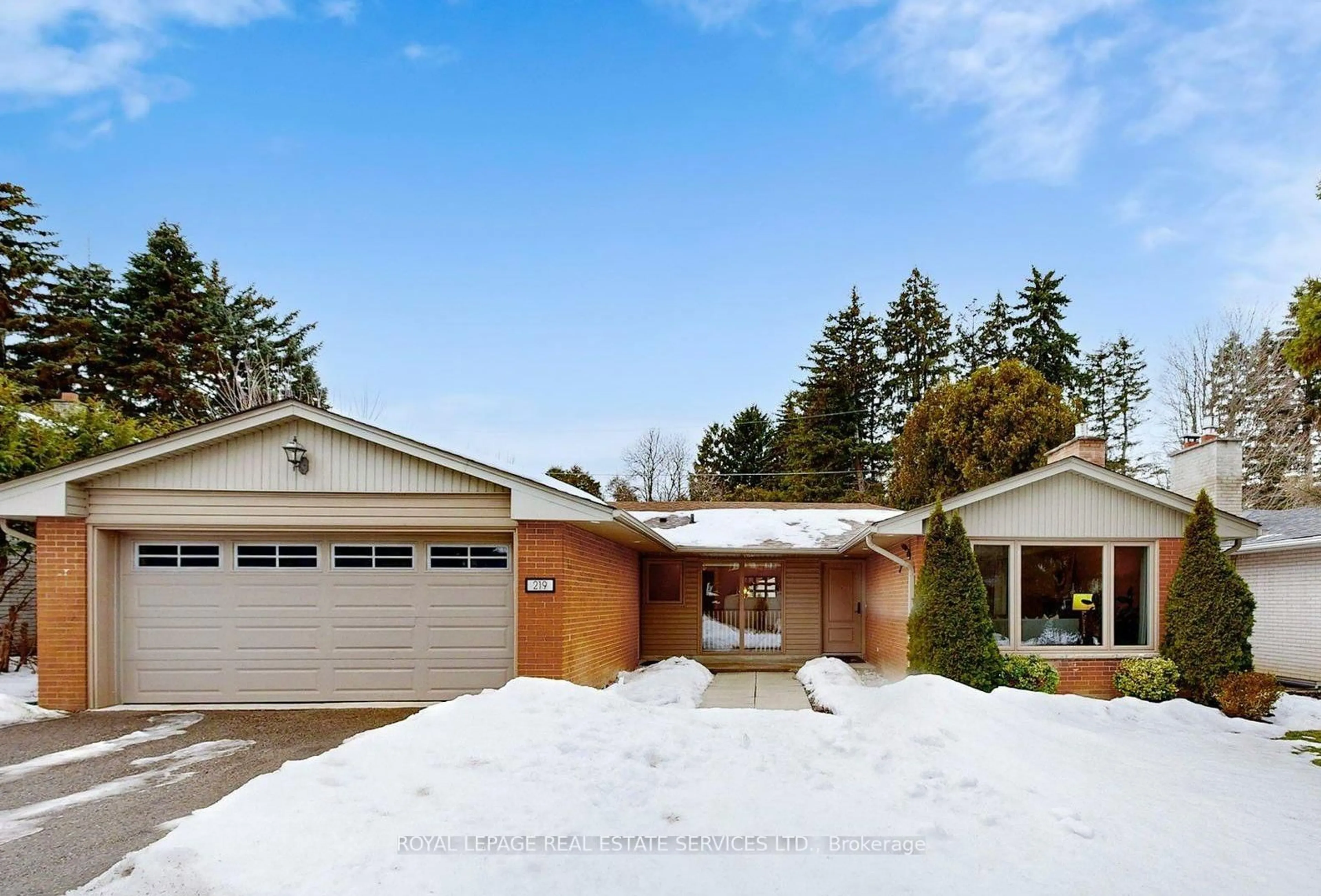 Home with brick exterior material, street for 219 Grandview Ave, Markham Ontario L3T 1J3