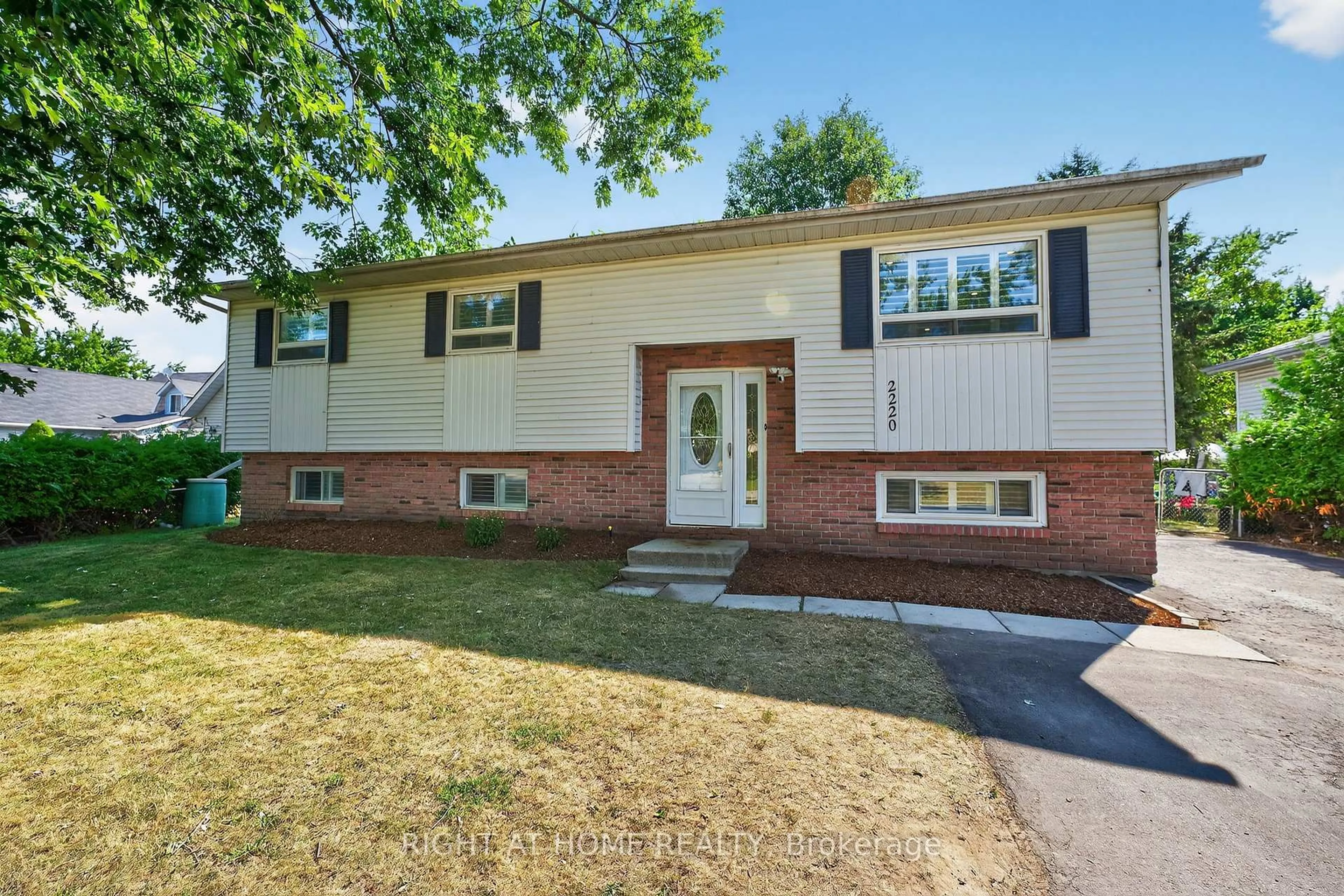 Home with brick exterior material, street for 2220 Richardson St, Innisfil Ontario L9S 1G5