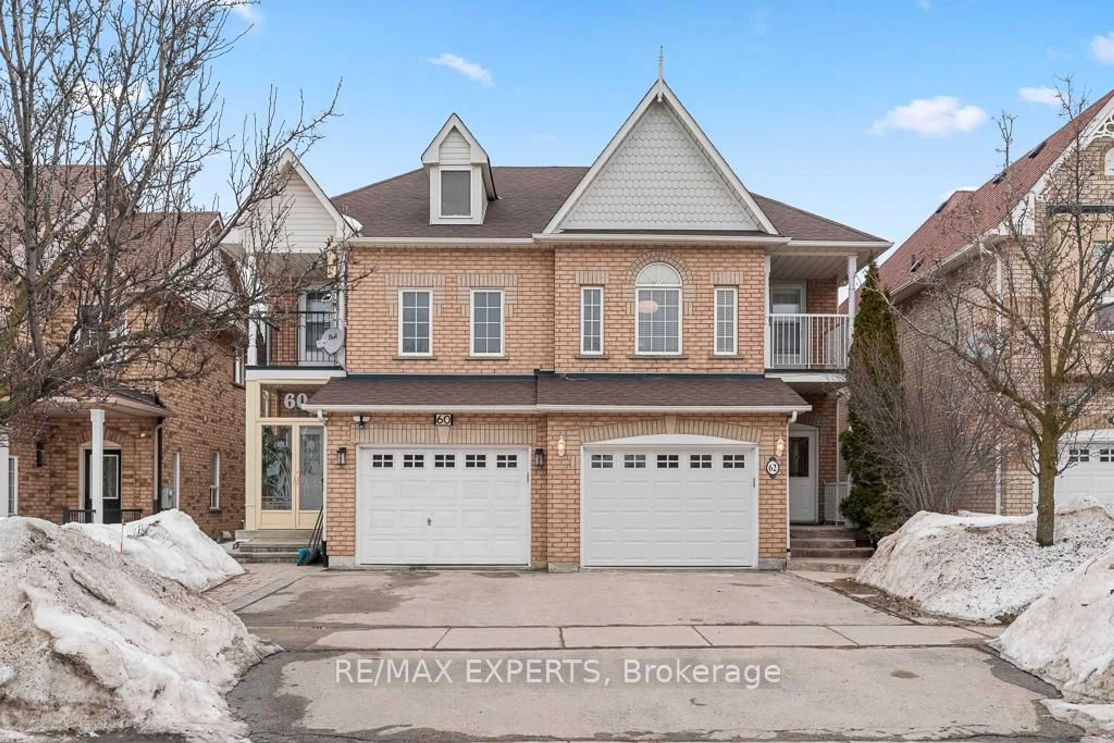 Home with brick exterior material, street for 62 Colonial Cres, Richmond Hill Ontario L4E 3X3