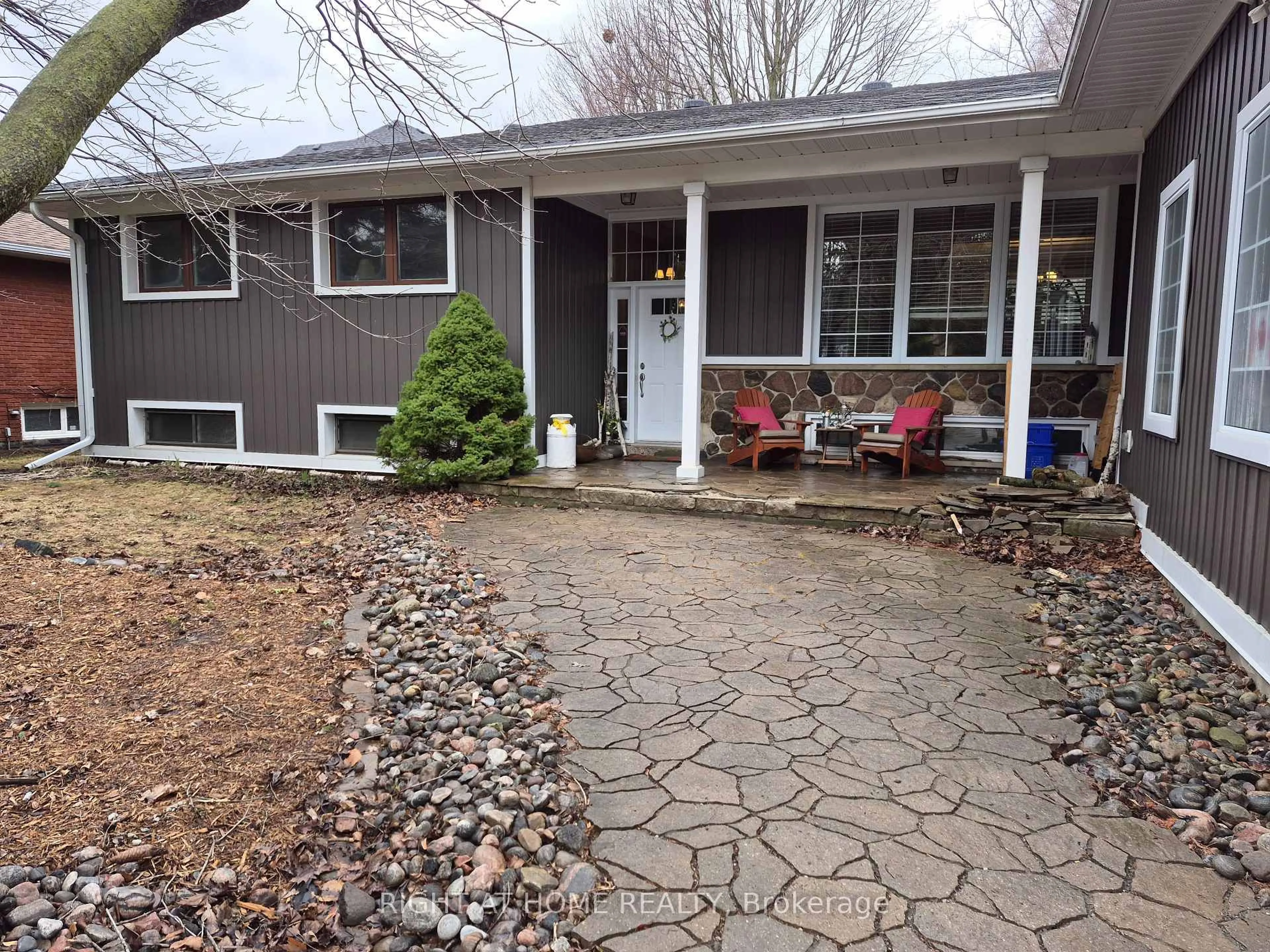 Unknown for 18 Gallacher Ave, Richmond Hill Ontario L4E 2Y2