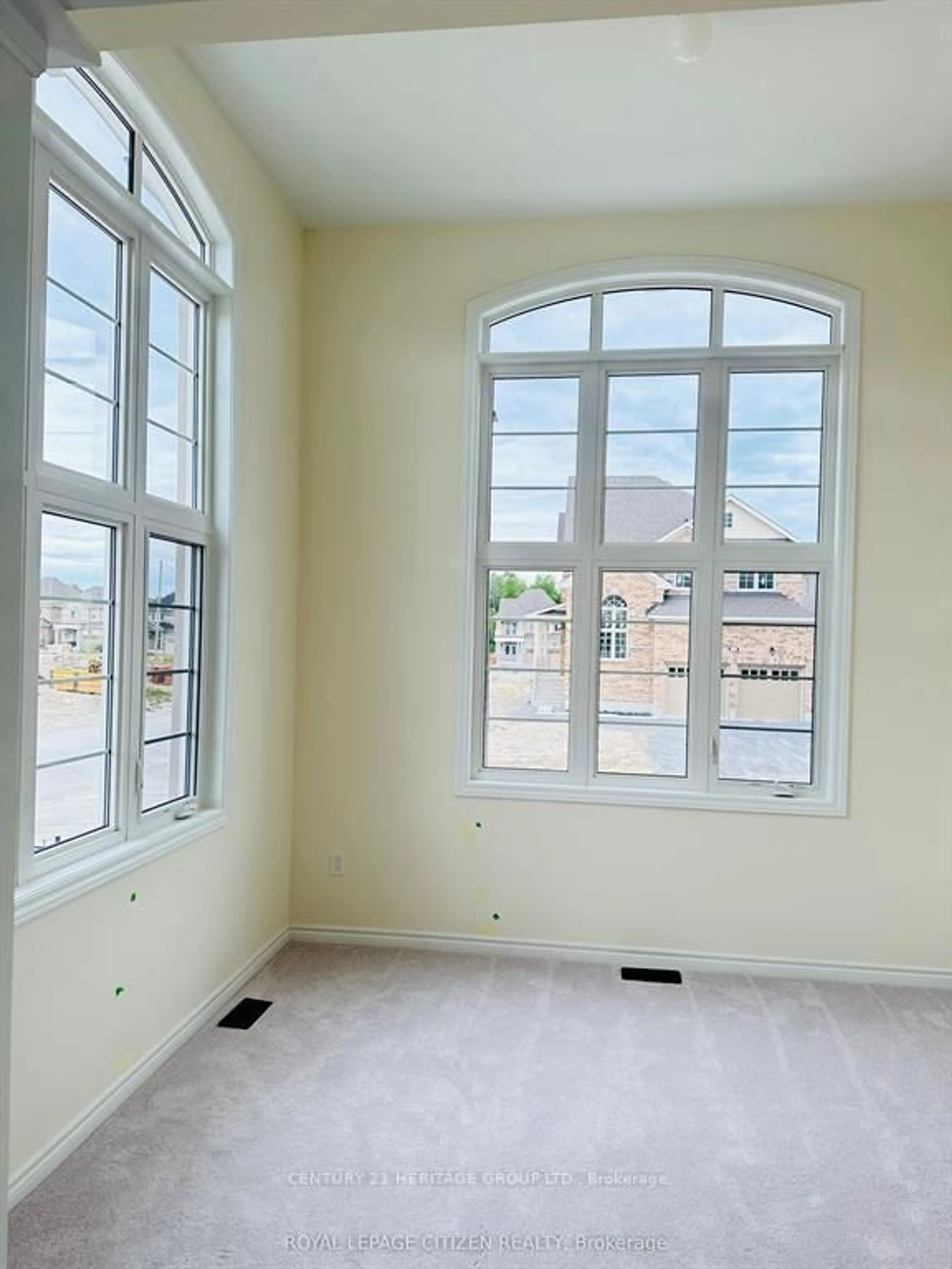 A pic of a room for 1 Wayne Allison Dr, Georgina Ontario L0E 1R0