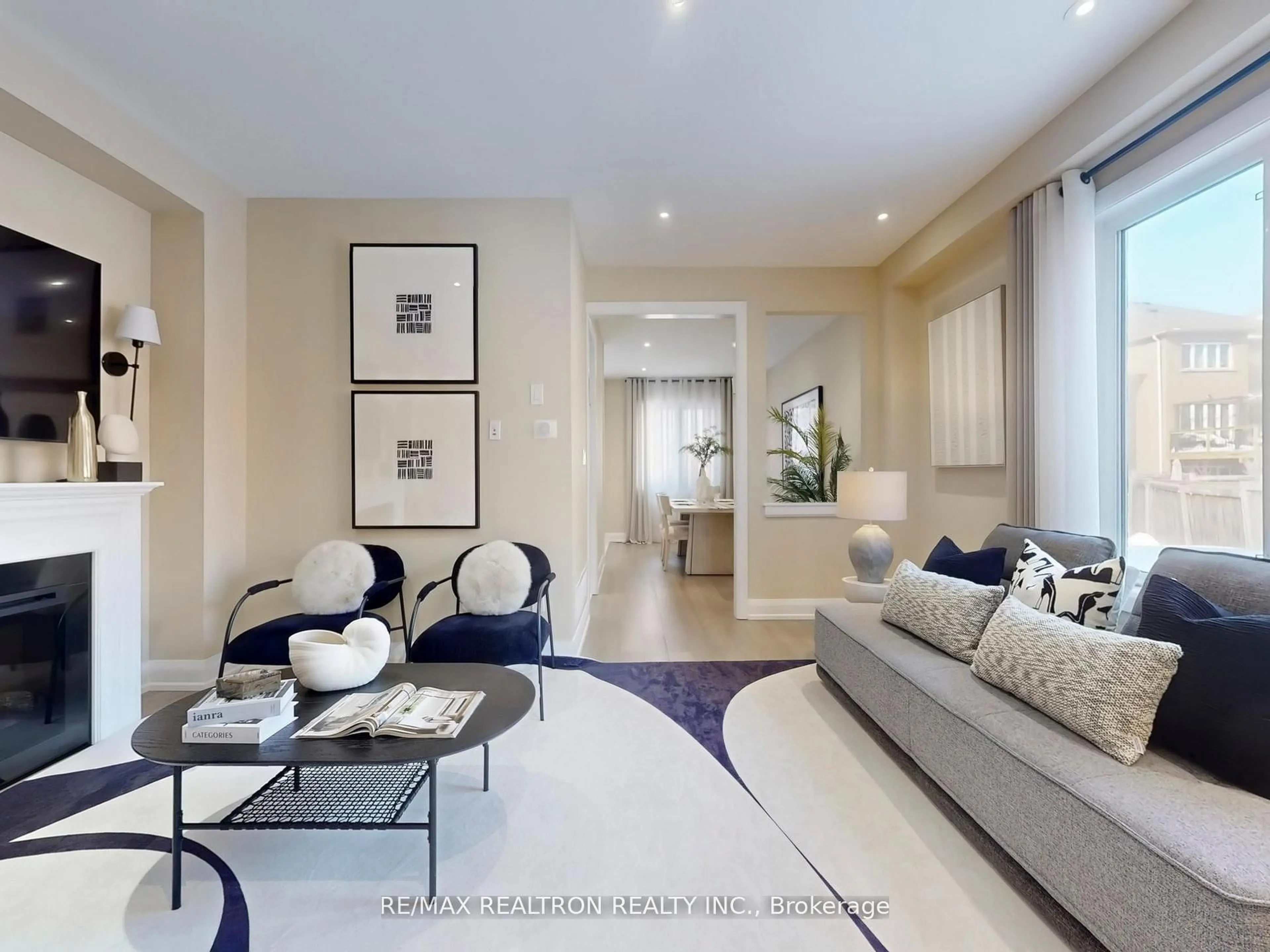 Living room with furniture, unknown for 18 London Pride Dr, Richmond Hill Ontario L4E 0X2