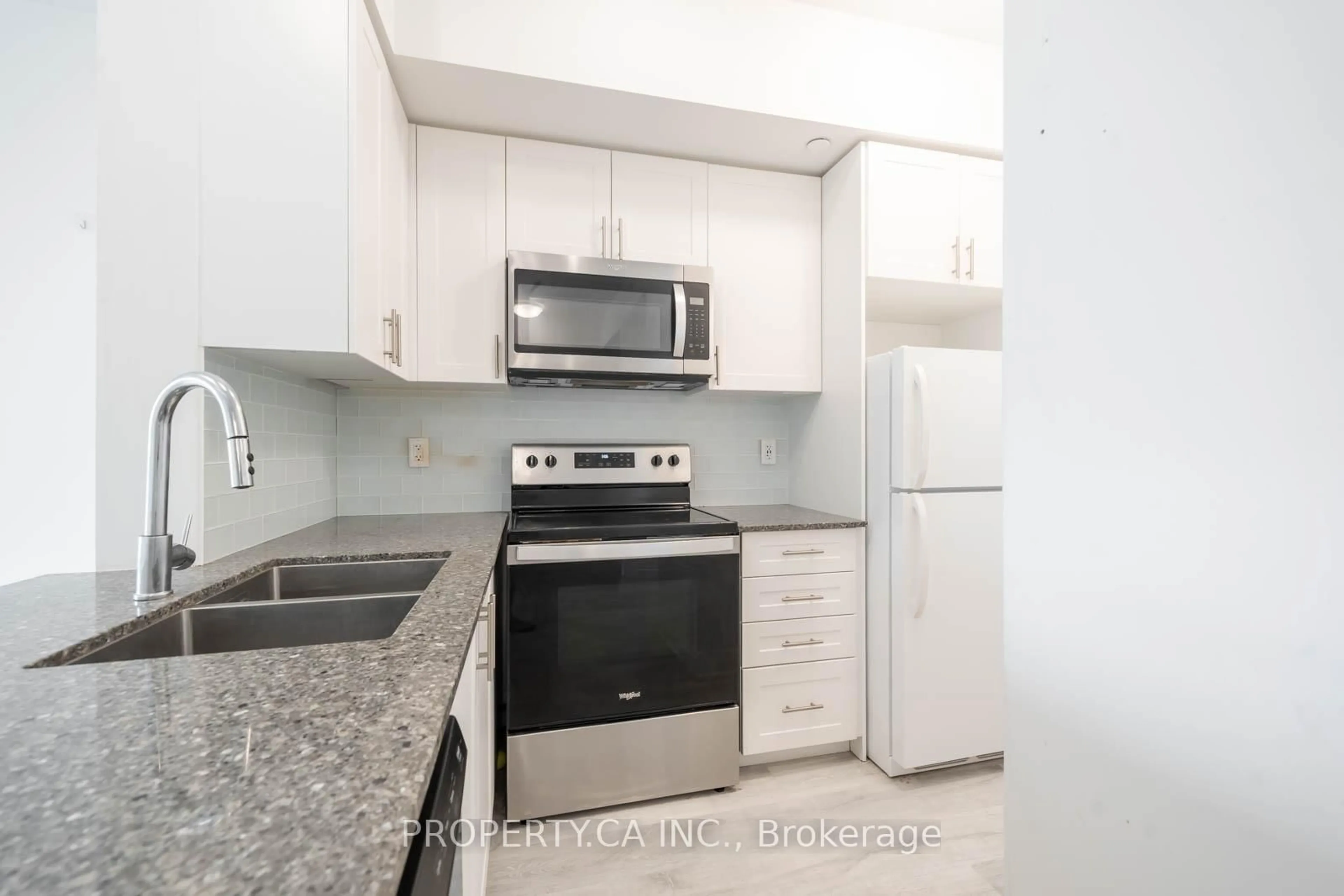 Standard kitchen, unknown for 9700 Ninth Line #202, Markham Ontario L6E 1L2