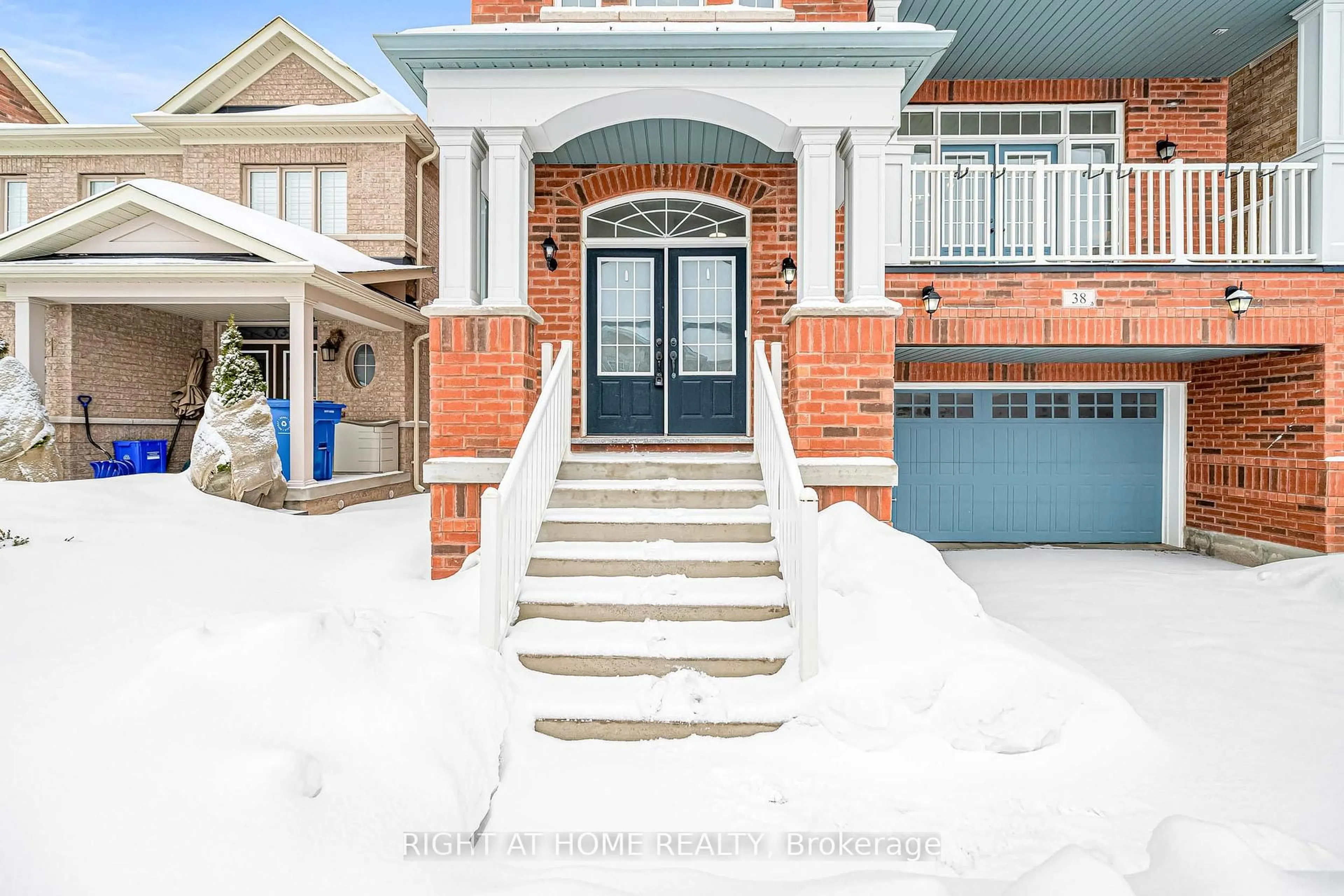 Unknown for 38 Kellington Tr, Whitchurch-Stouffville Ontario L4A 1X6