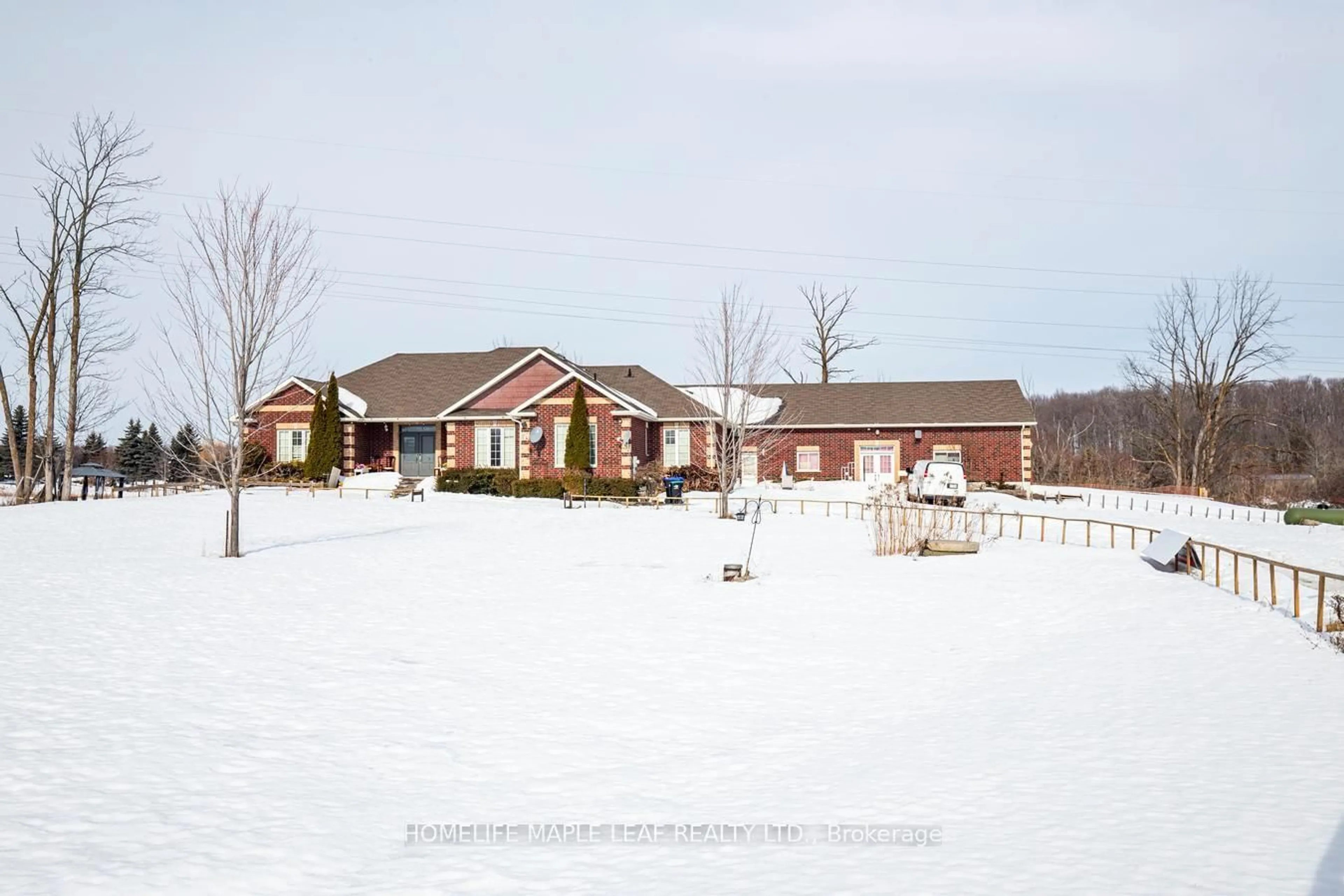 A pic from outside/outdoor area/front of a property/back of a property/a pic from drone, unknown for 8882 Highway 89, Adjala-Tosorontio Ontario L9R 1V1