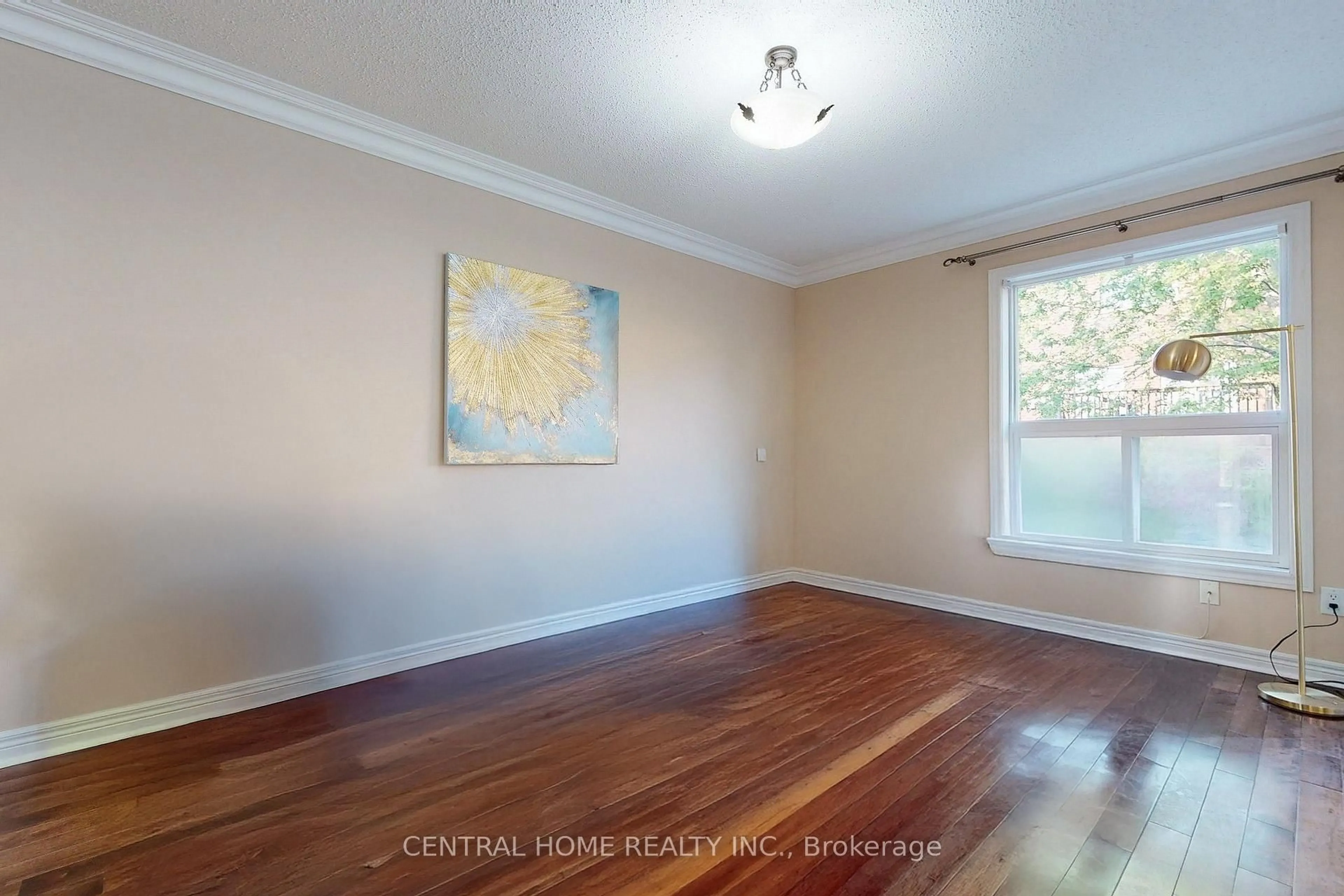 A pic of a room for 165 Manorheights St, Richmond Hill Ontario L4S 2S8