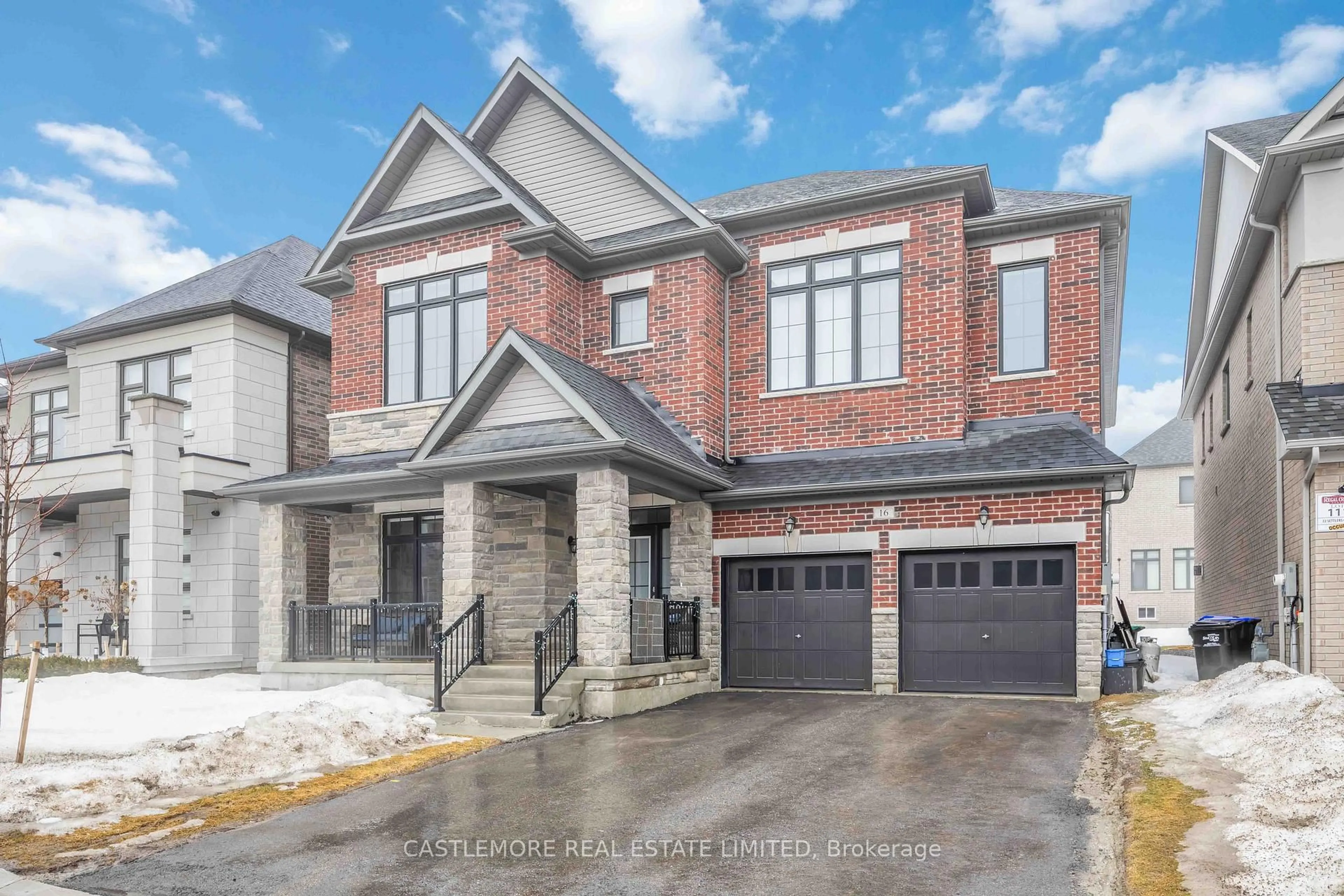 Home with brick exterior material, street for 16 Settlers Cres, Bradford West Gwillimbury Ontario L0G 1W0