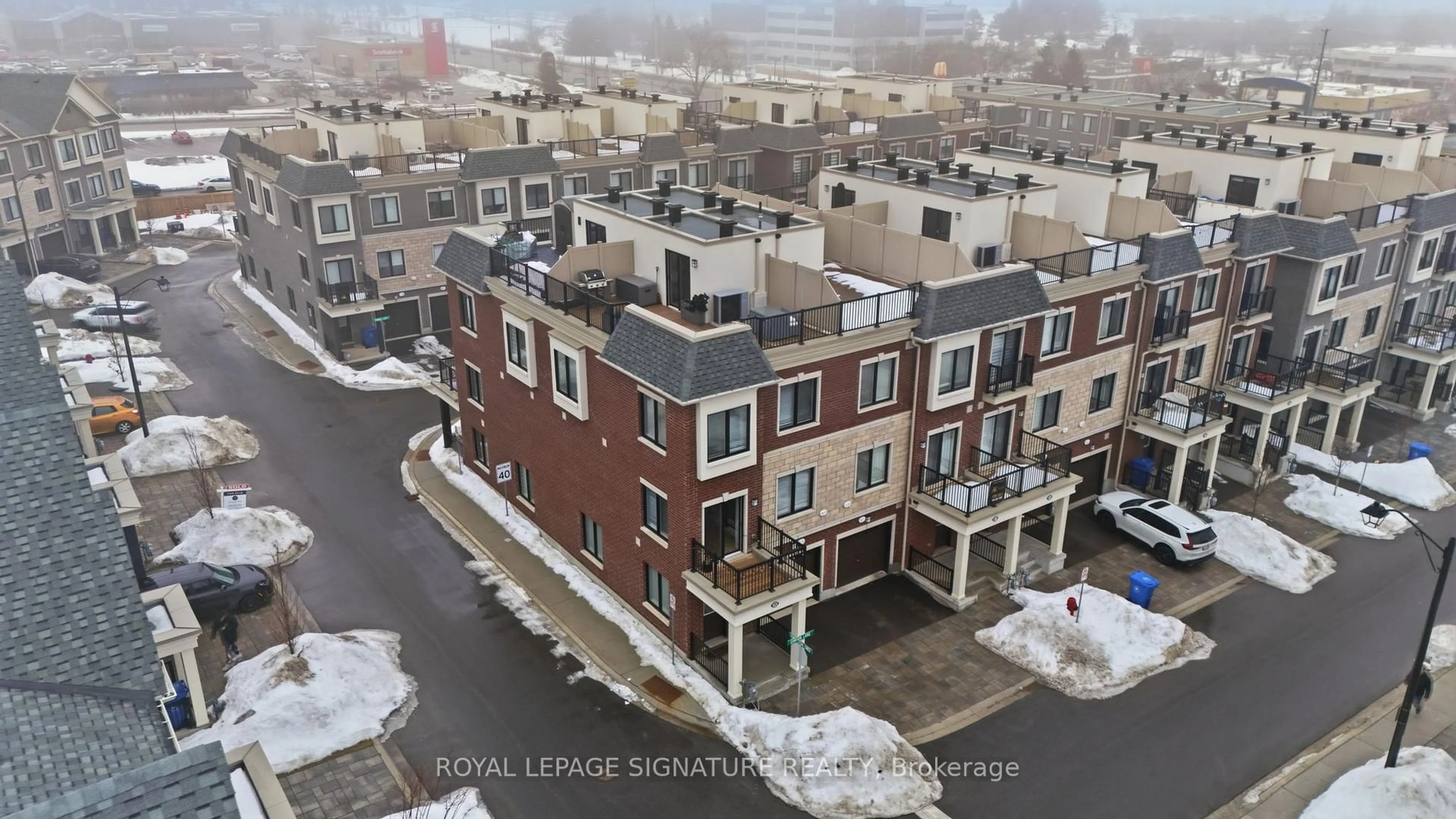 A pic from outside/outdoor area/front of a property/back of a property/a pic from drone, city buildings view from balcony for 29 Canton Lane, Whitchurch-Stouffville Ontario L4A 4W8