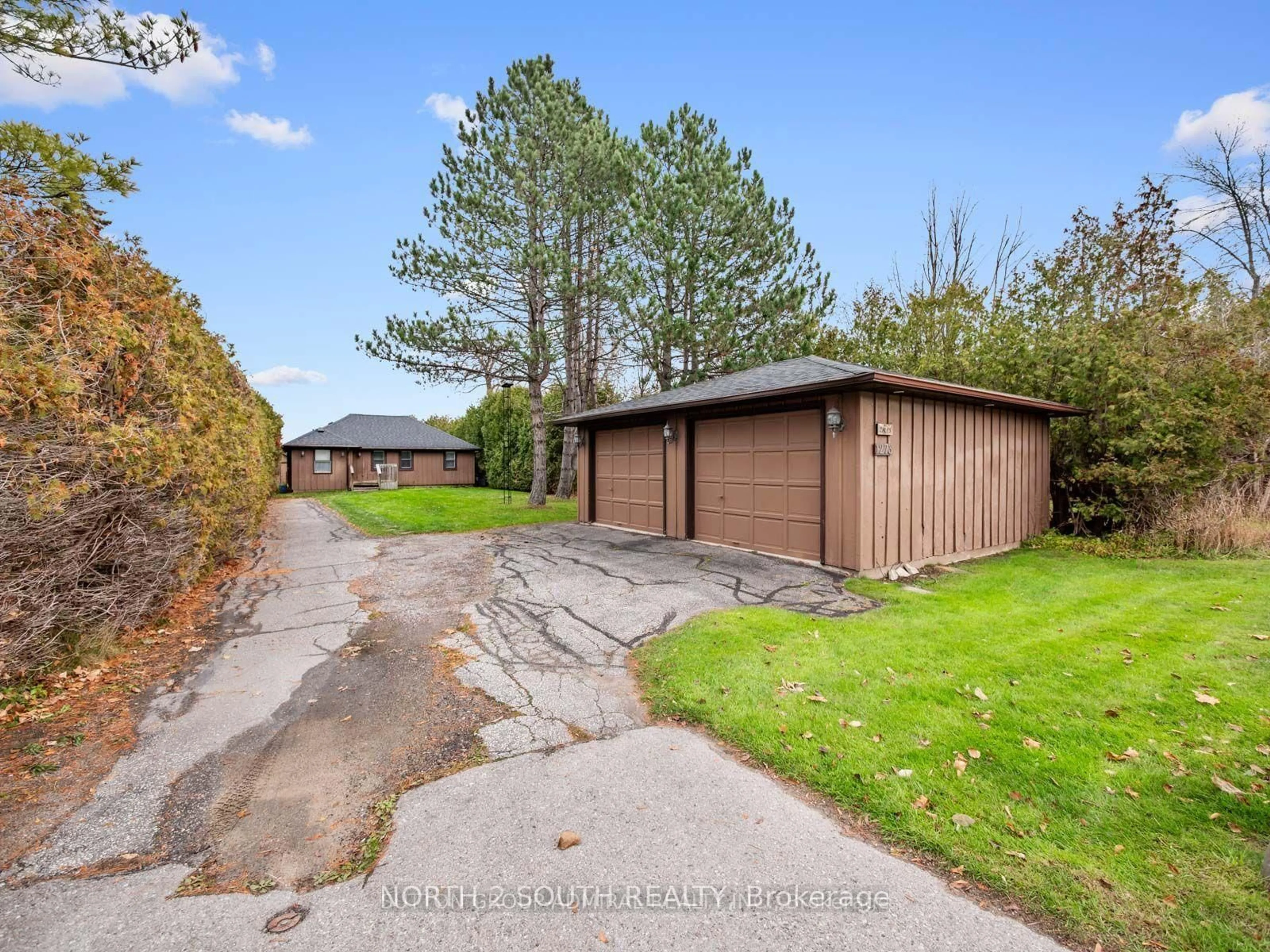A pic from outside/outdoor area/front of a property/back of a property/a pic from drone, water/lake/river/ocean view for 1273 maple Rd, Innisfil Ontario L9S 2Z9