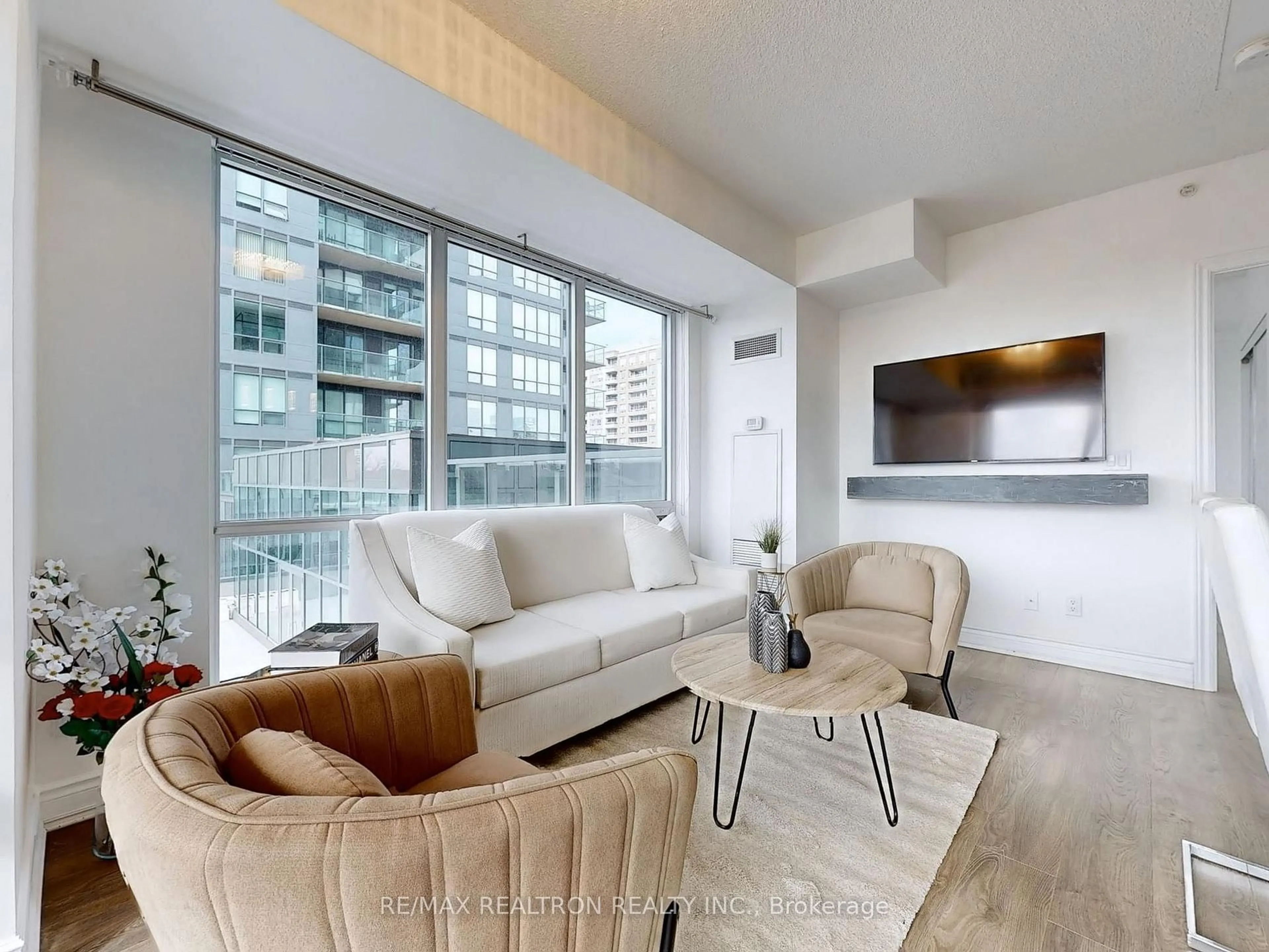 Living room with furniture, unknown for 9088 Yonge St #302A, Richmond Hill Ontario L4C 0Y6