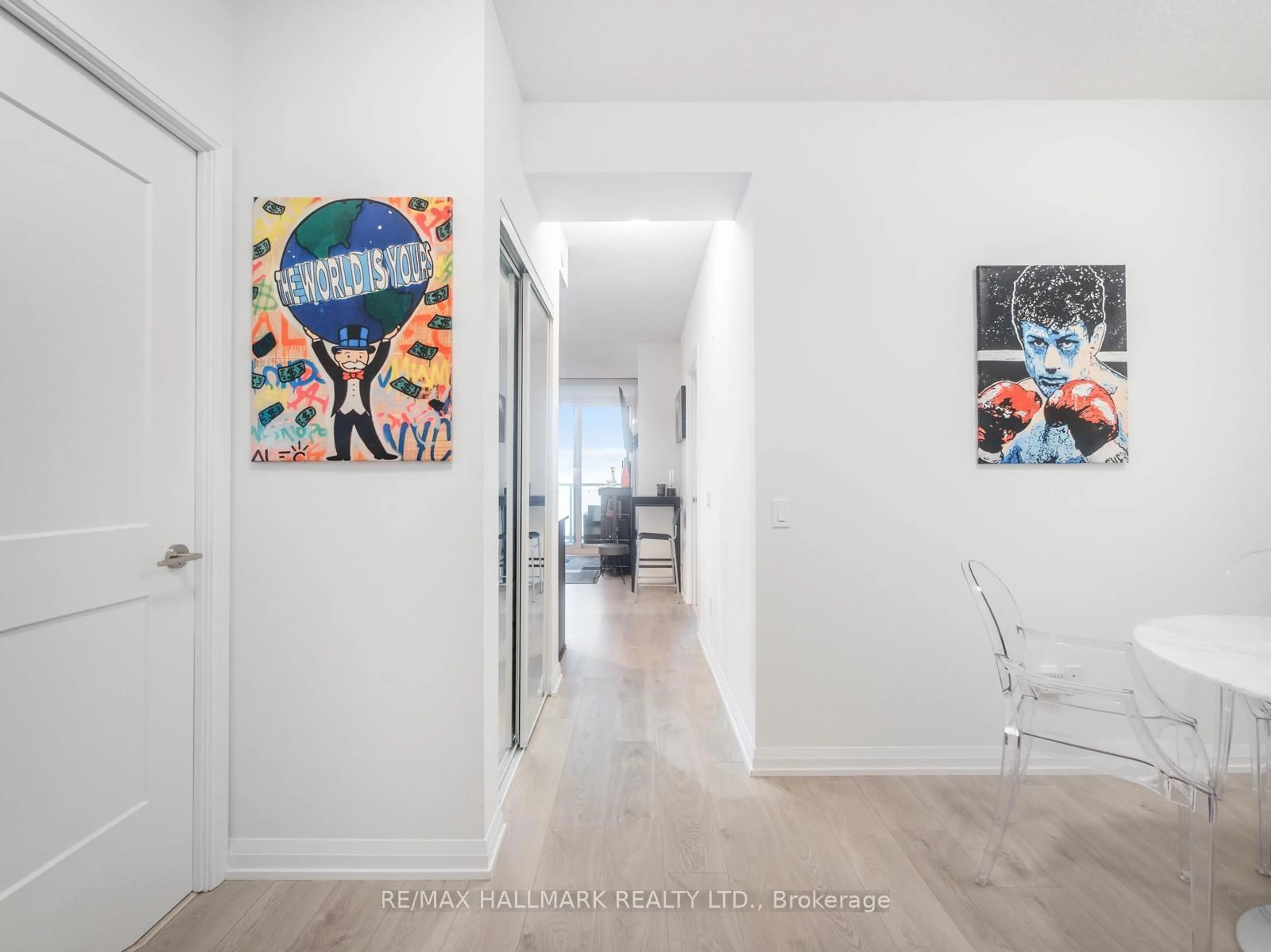 Indoor entryway for 7895 Jane St #2802, Vaughan Ontario L4K 2M7