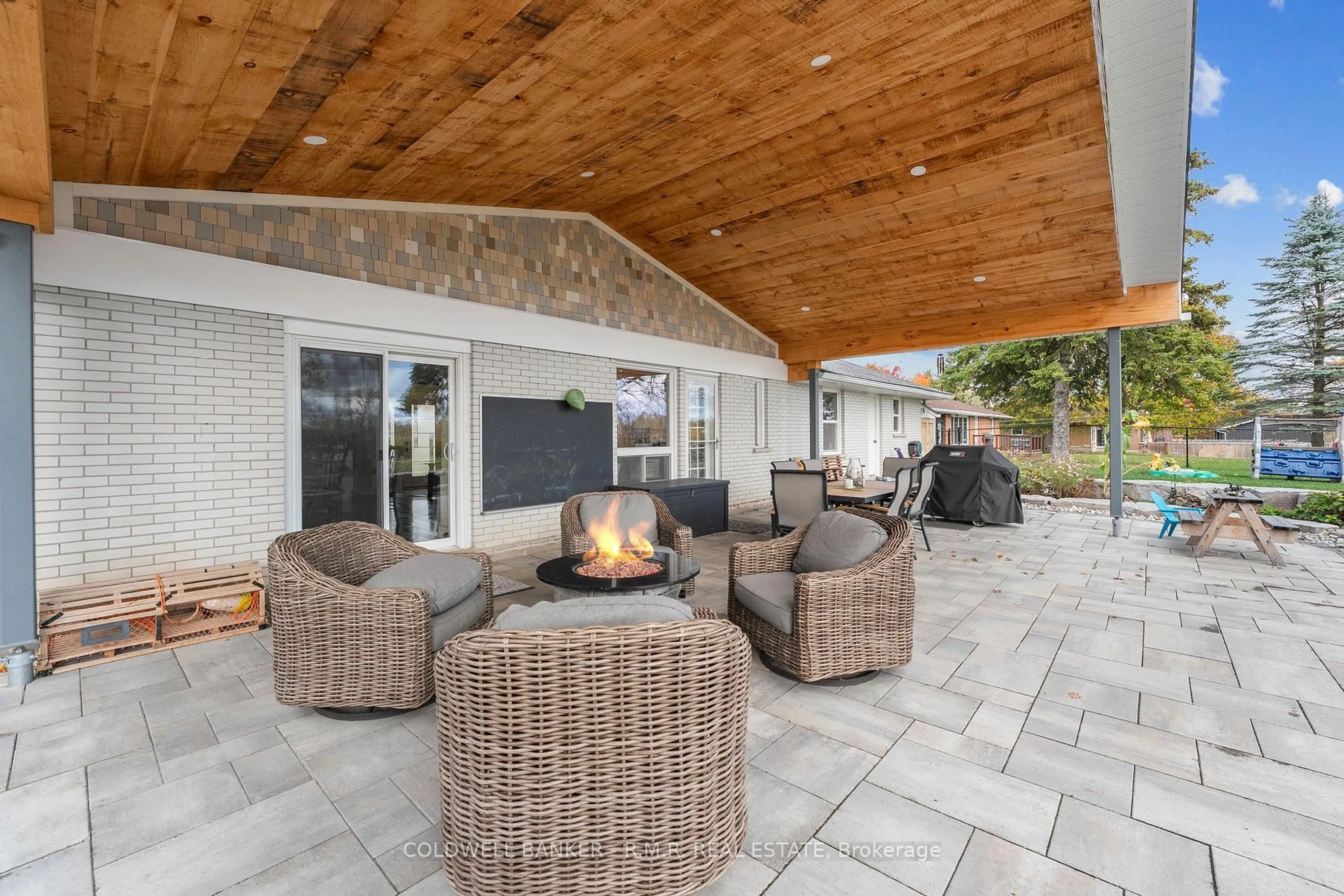 Patio, unknown for 126 Park St, Brock Ontario L0E 1E0