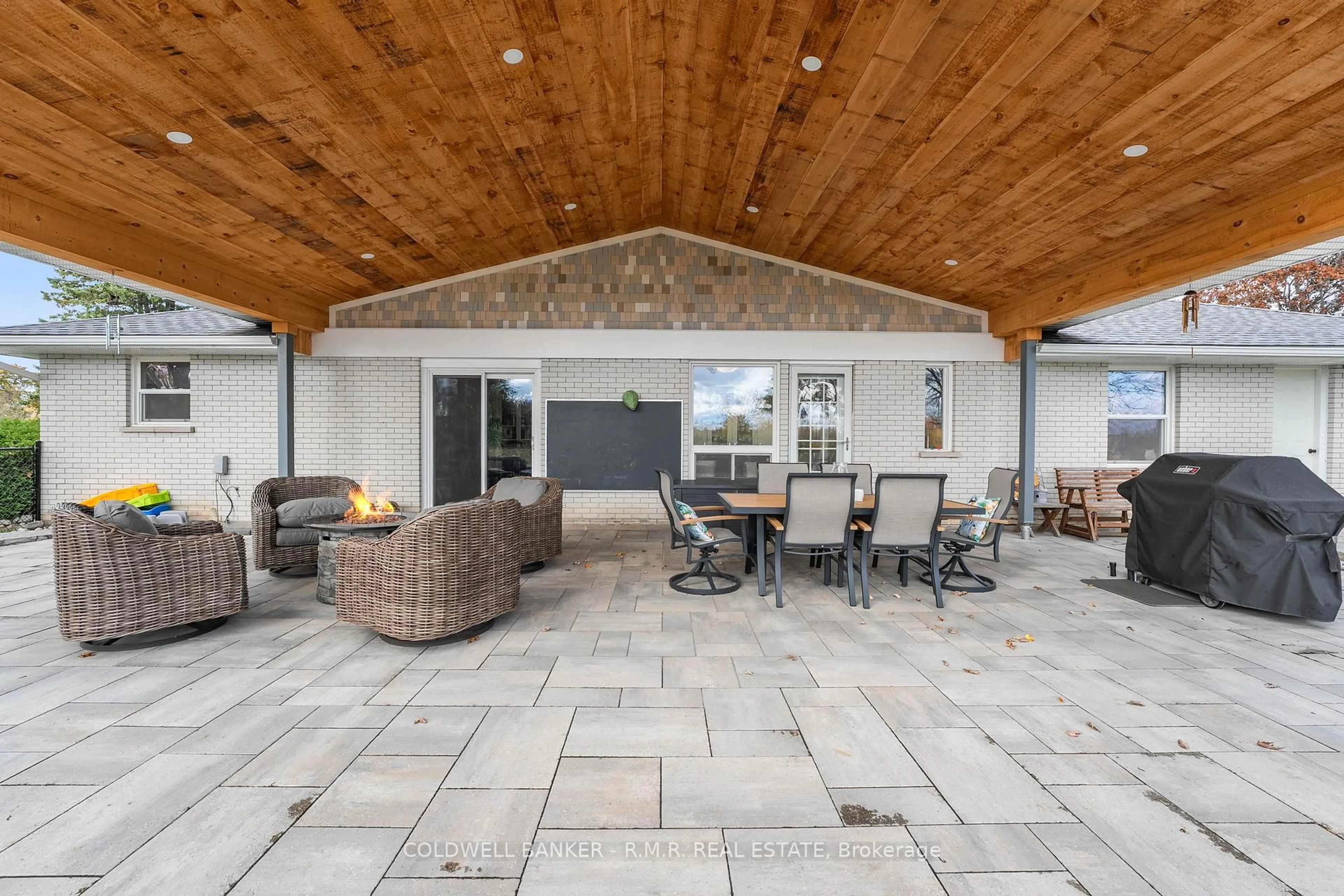 Unknown for 126 Park St, Brock Ontario L0E 1E0