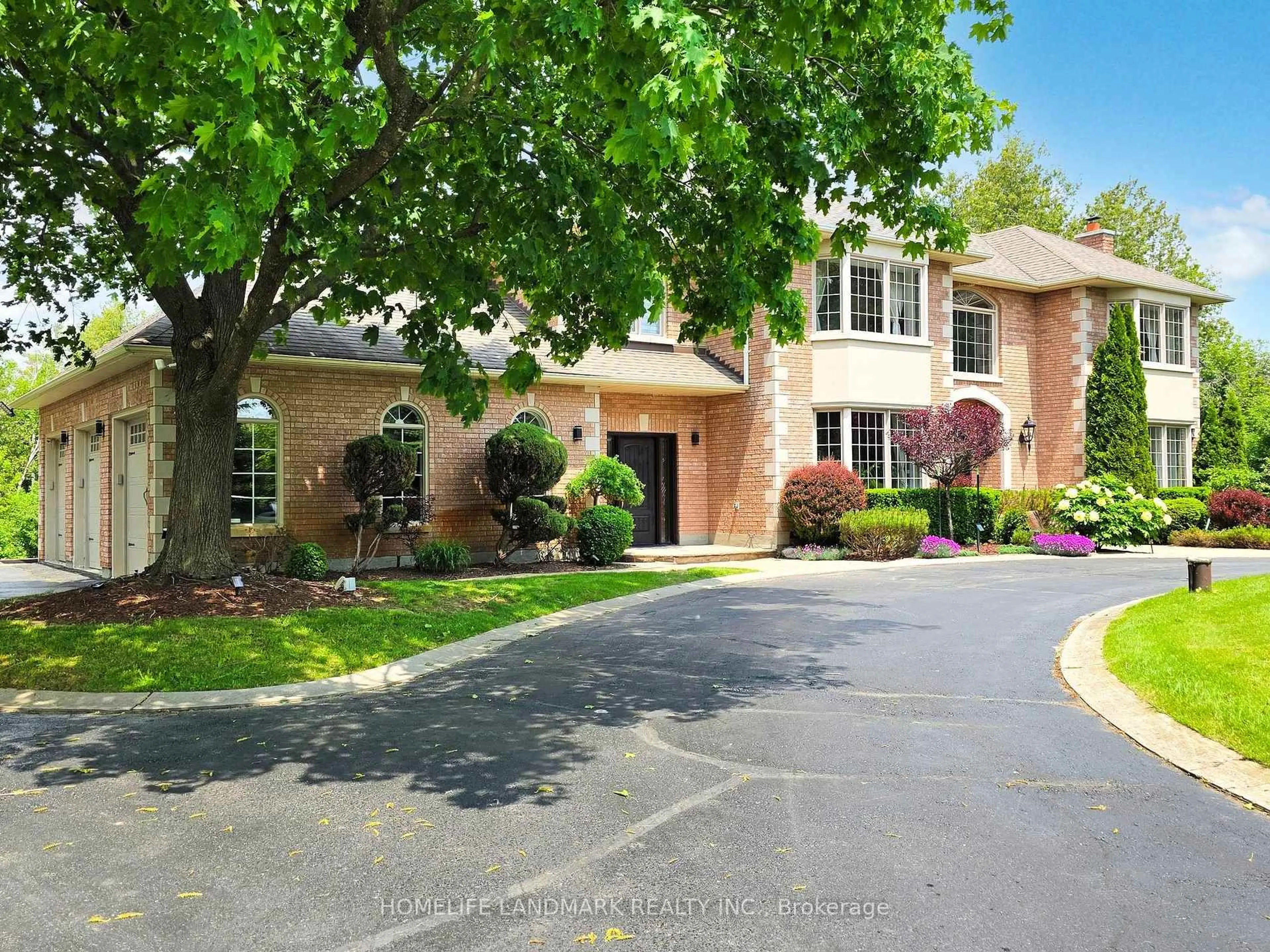 Home with brick exterior material, street for 61 SHERRICK Dr, Whitchurch-Stouffville Ontario L4A 2E9