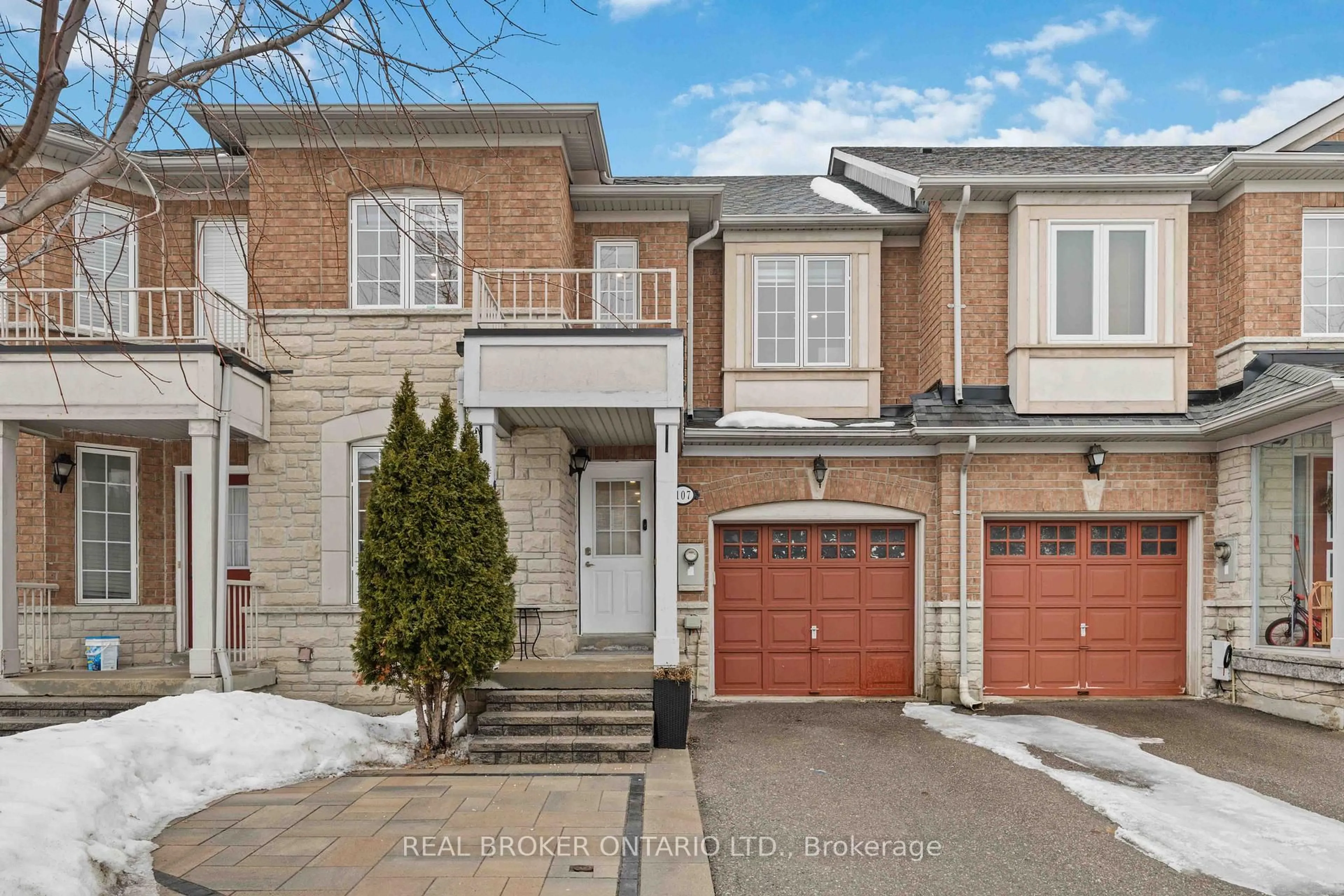 Home with brick exterior material, street for 107 Rideau Dr, Richmond Hill Ontario L4B 4P1