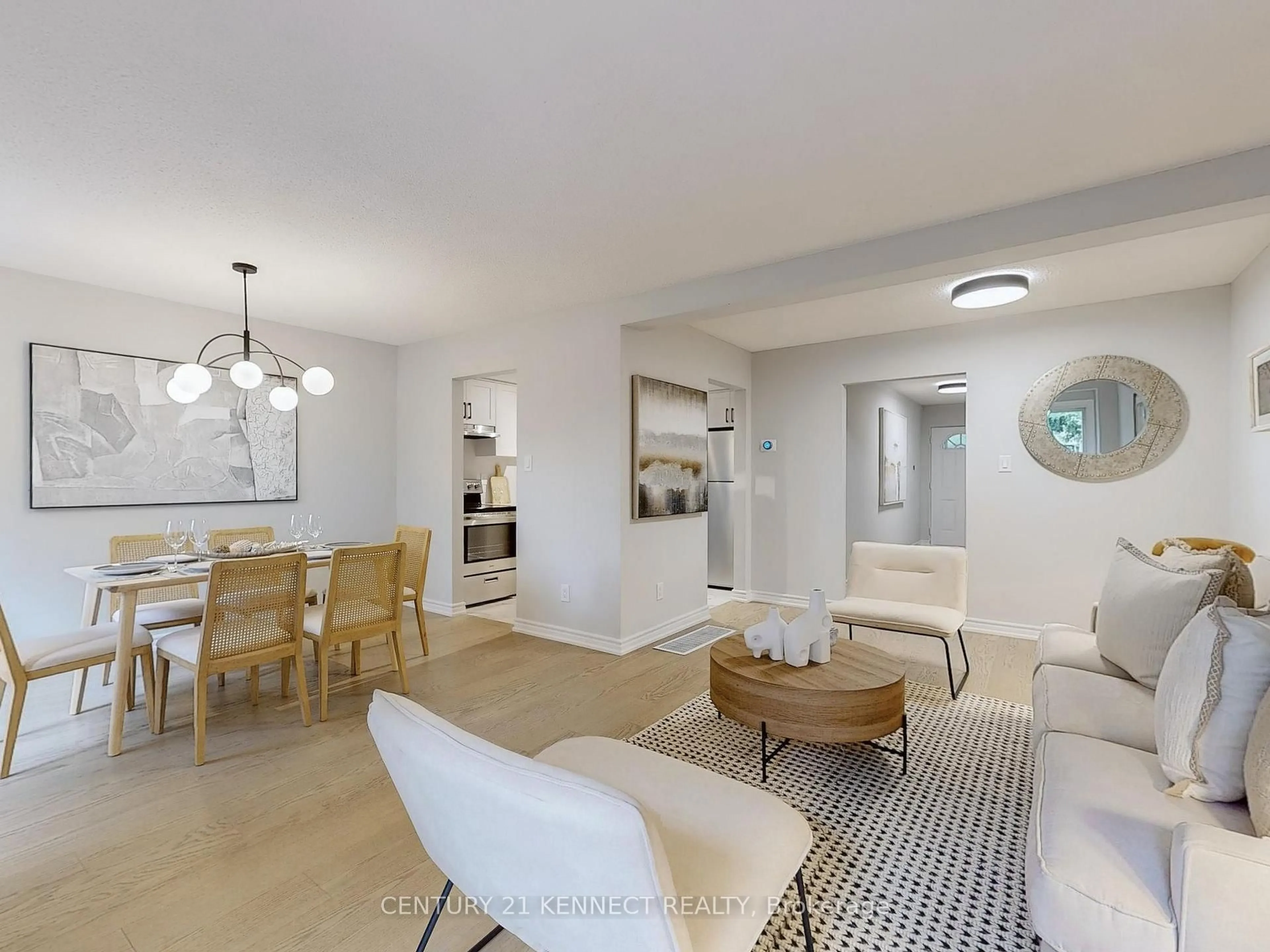 Living room with furniture, unknown for 105 Carlton Rd #8, Markham Ontario L3R 1Z8