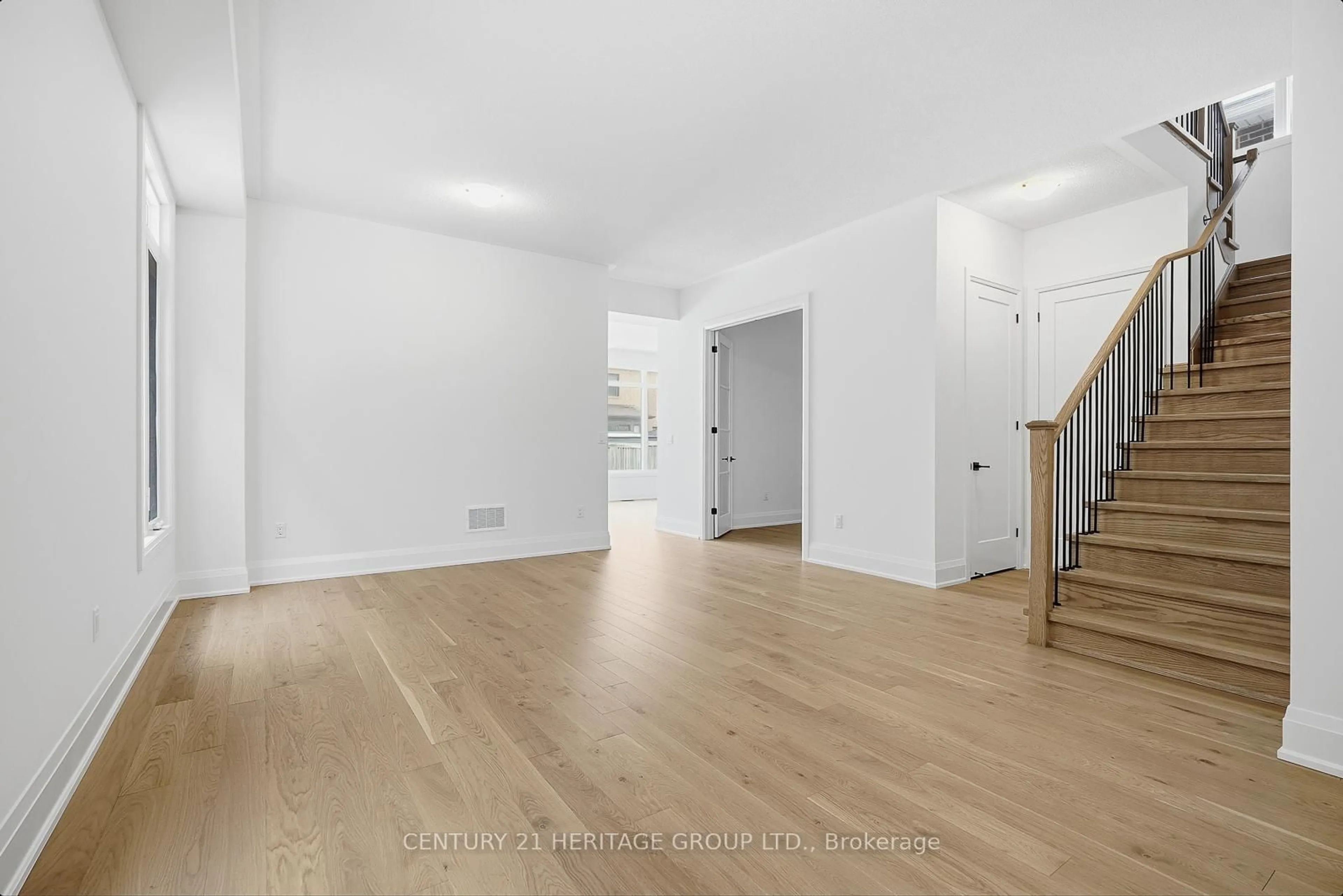 A pic of a room for 20 Vasey Rd, Bradford West Gwillimbury Ontario L3Z 4P6