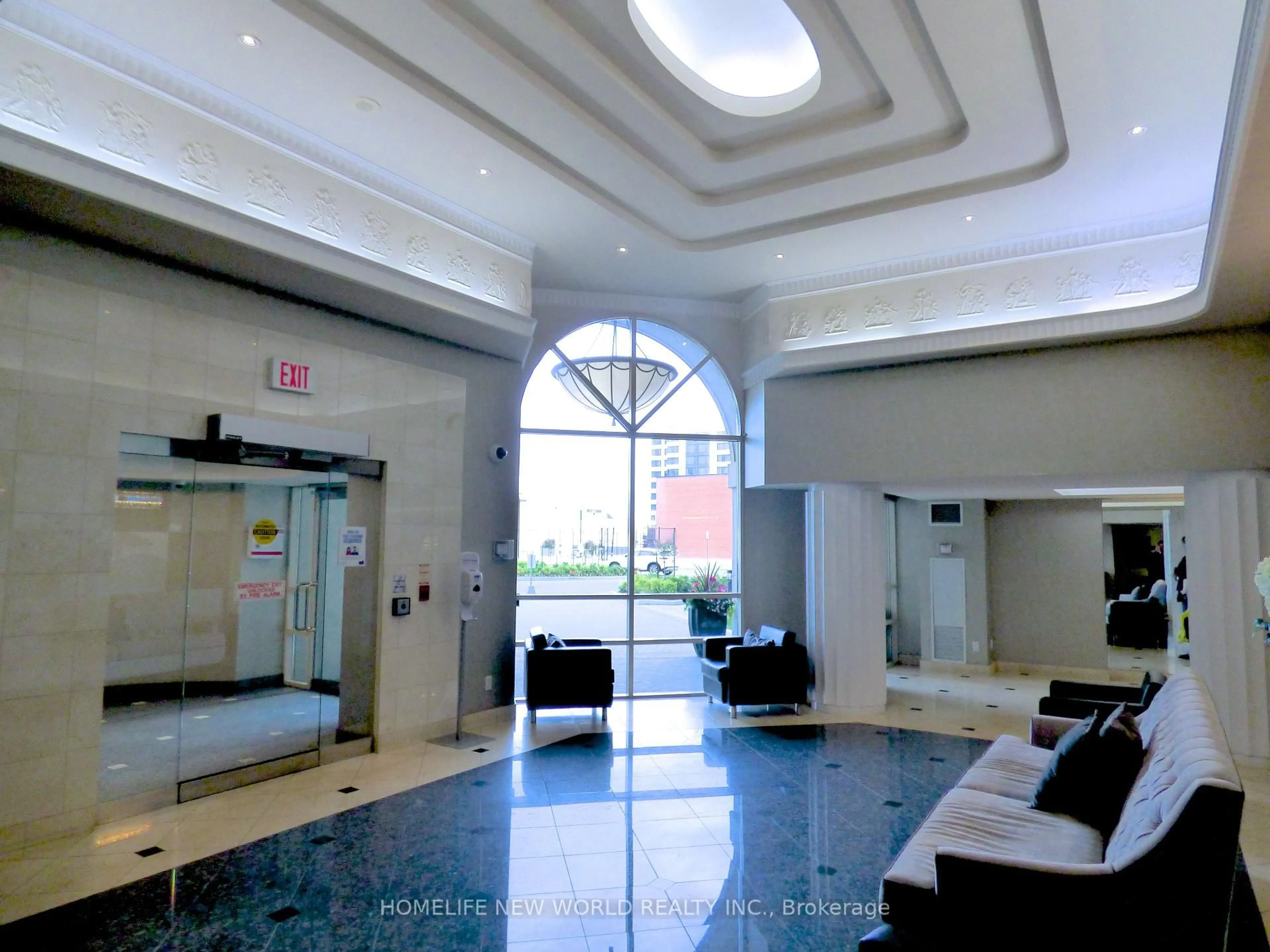 Lobby for 9015 Leslie St #507, Richmond Hill Ontario L4B 4J8