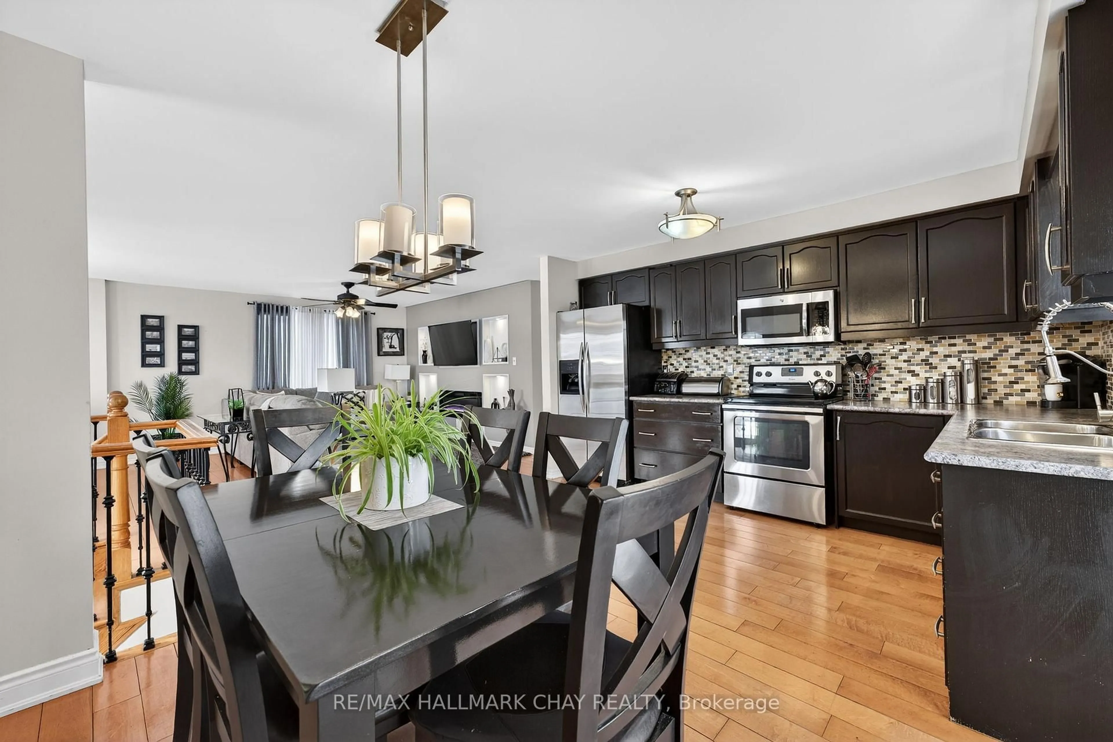 Open concept kitchen, unknown for 2175 Adullam Ave, Innisfil Ontario L9S 2B3