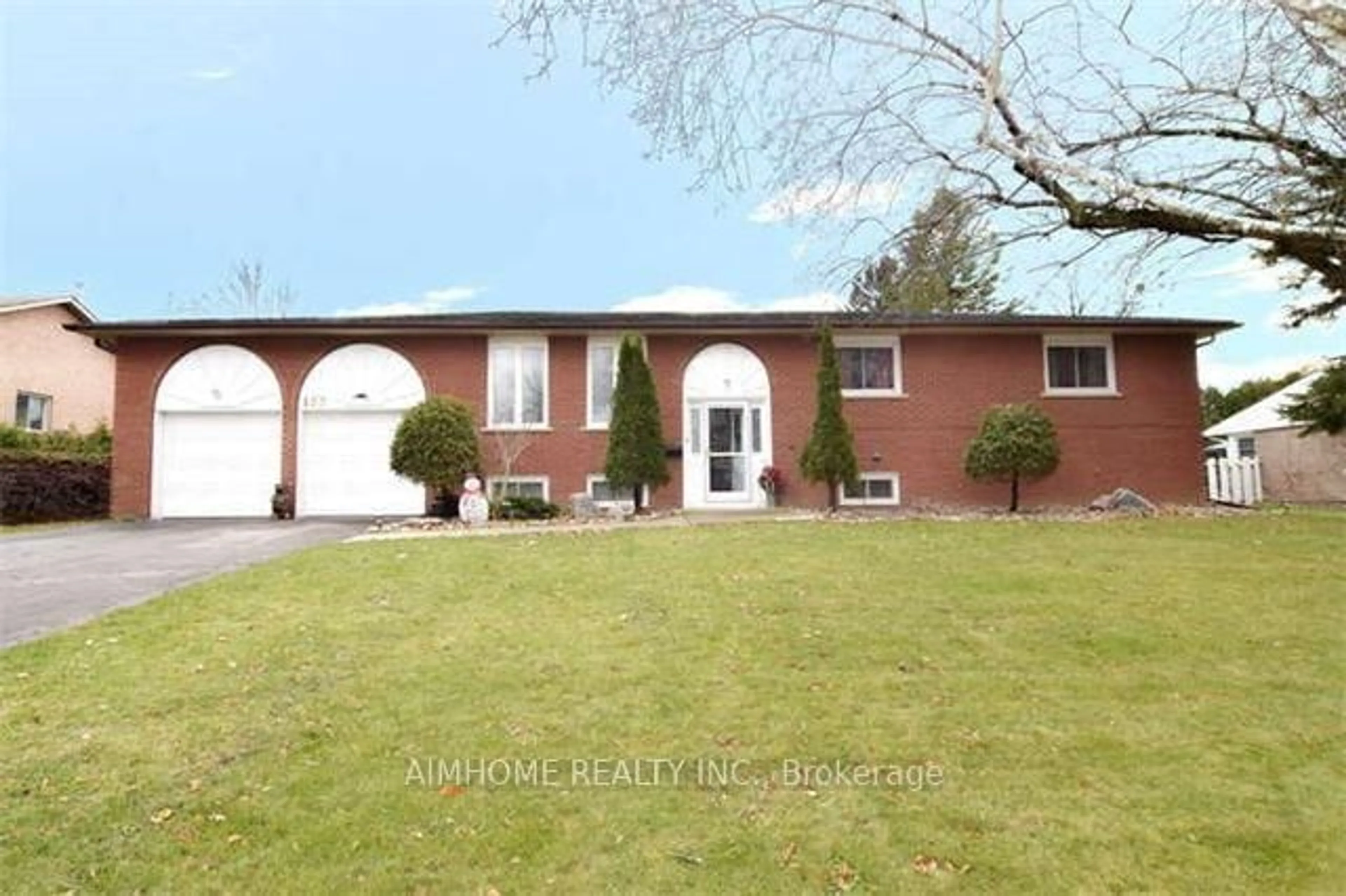 Home with brick exterior material, street for 133 Church St, Georgina Ontario L4P 1J4