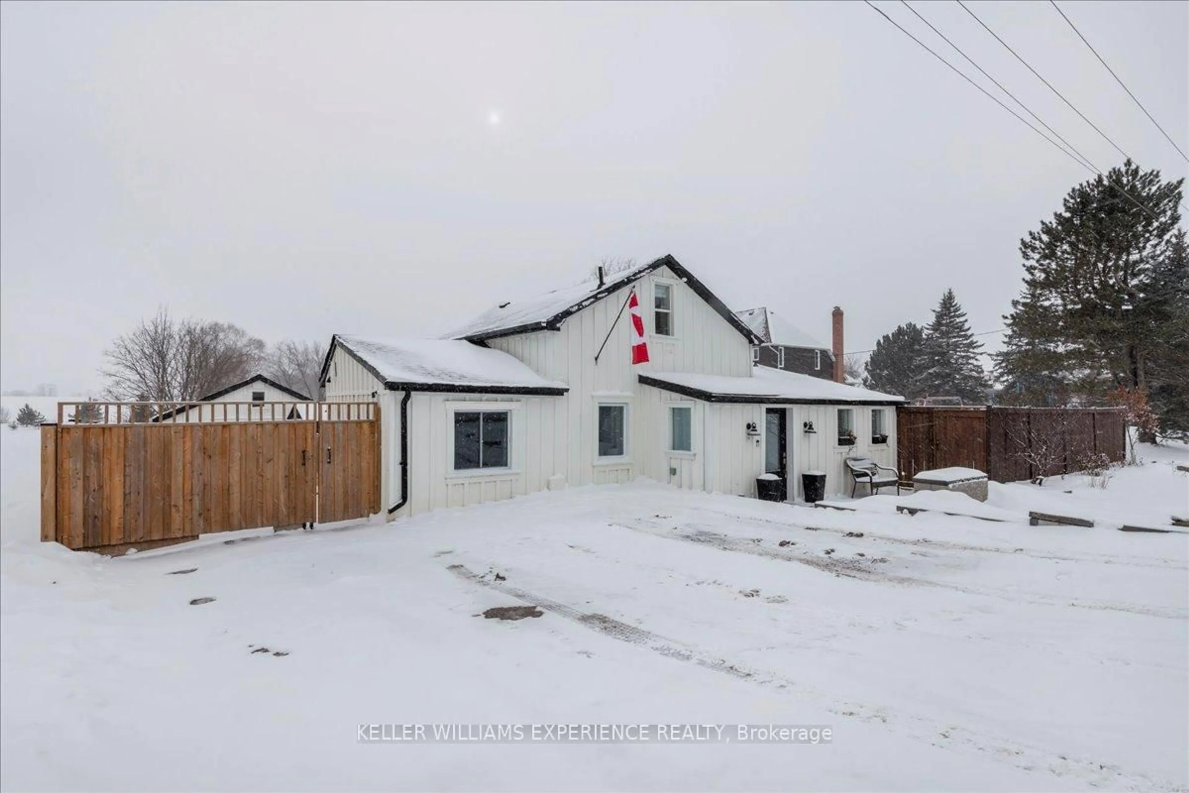 A pic from outside/outdoor area/front of a property/back of a property/a pic from drone, street for 5073 5th Line, New Tecumseth Ontario L0G 1W0