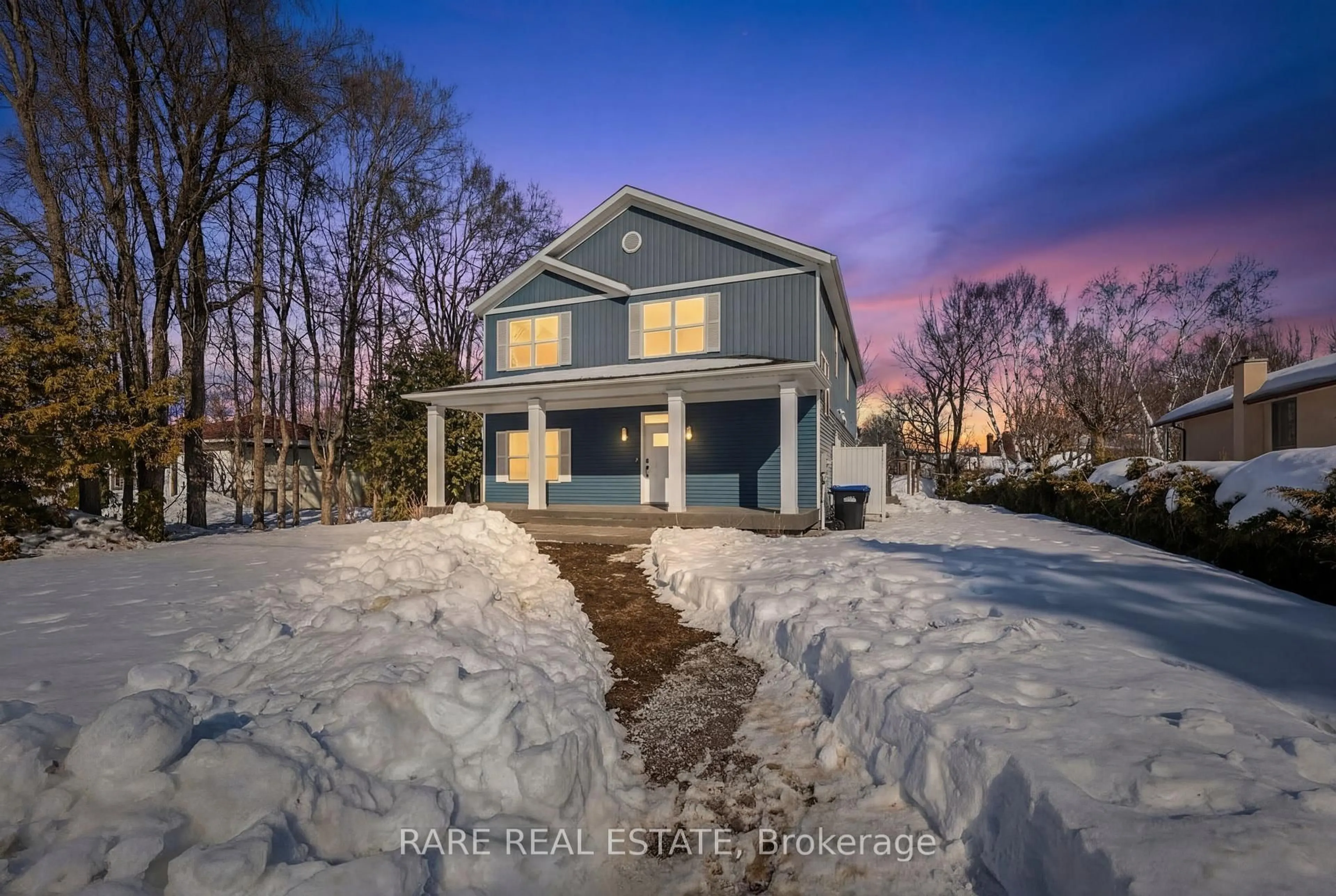 A pic from outside/outdoor area/front of a property/back of a property/a pic from drone, water/lake/river/ocean view for 1231 Temple Ave, Innisfil Ontario L0L 1C0