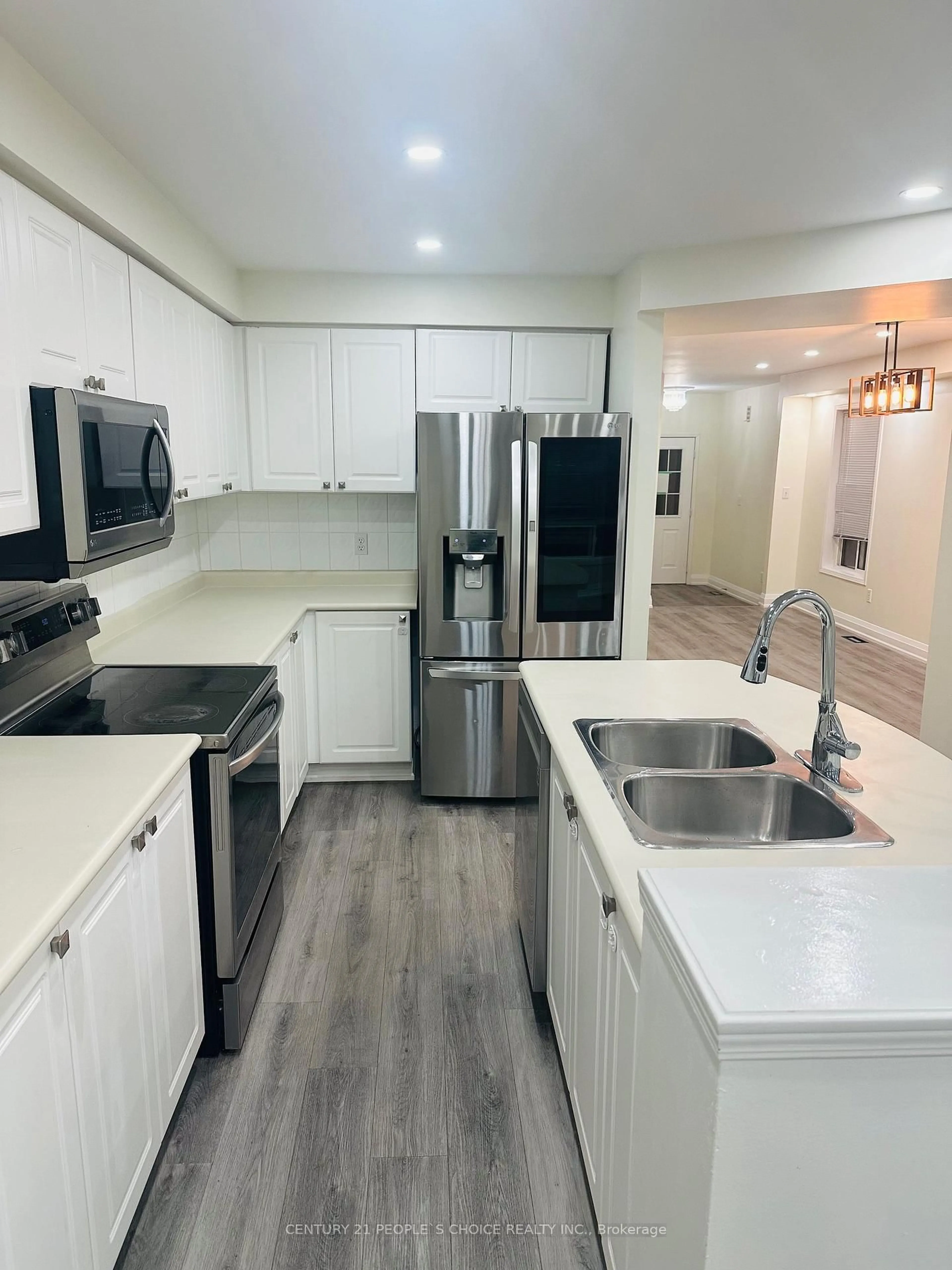 Unknown for 21 Casabel Dr, Vaughan Ontario L6A 3M5