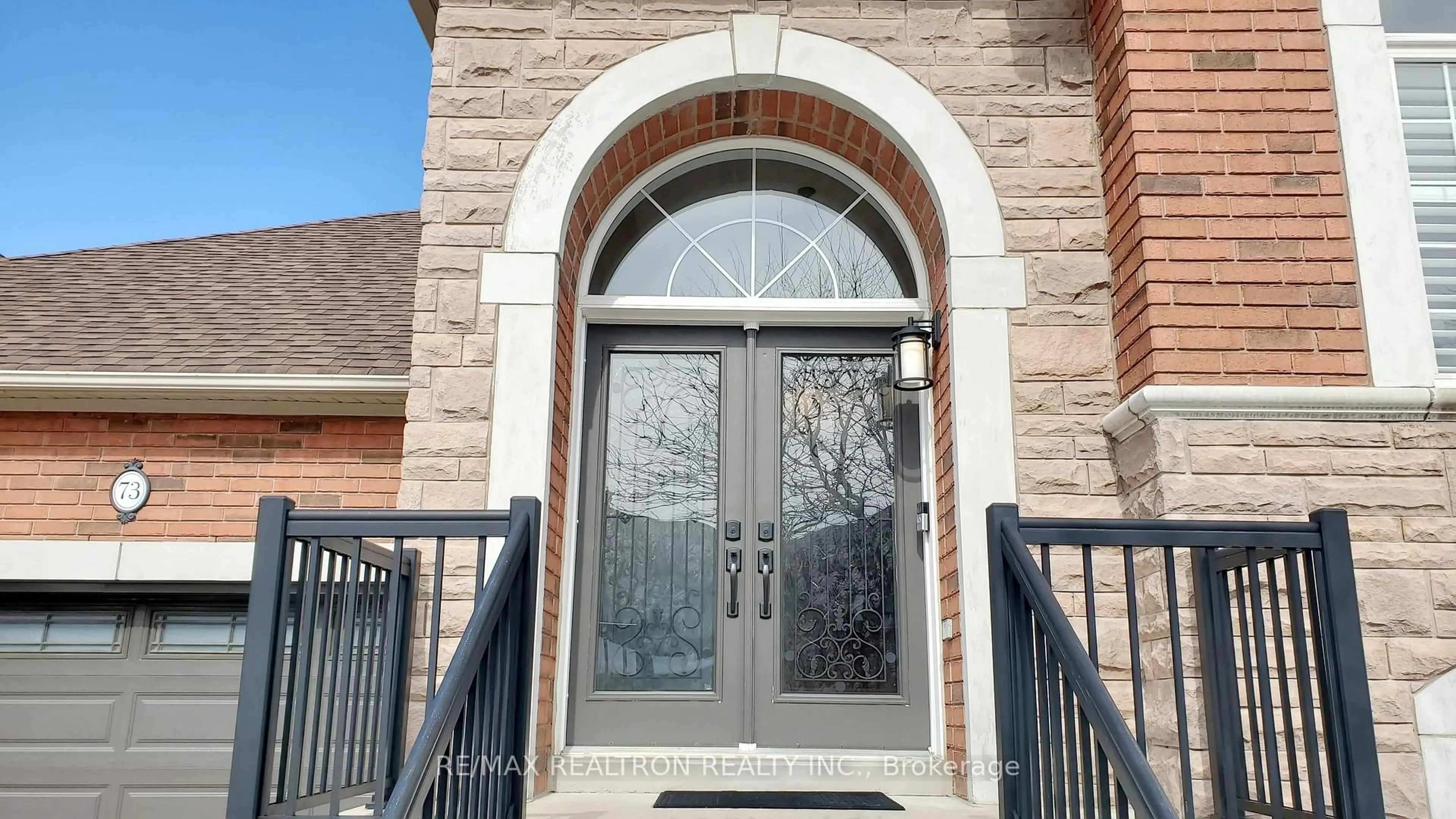 Indoor entryway for 73 Brass Dr, Richmond Hill Ontario L4E 4T4
