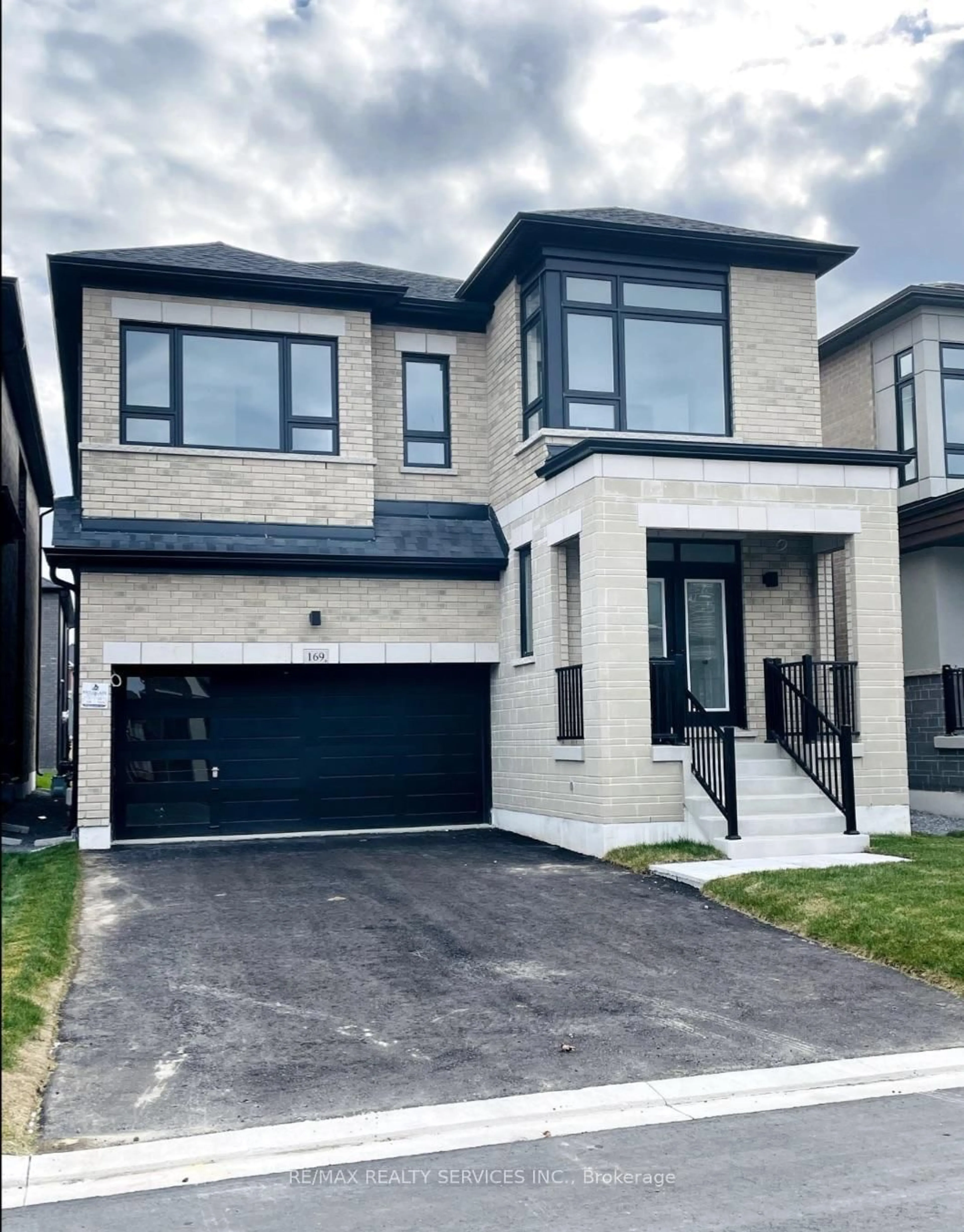 Home with brick exterior material, street for 169 Wesmina Ave, Whitchurch-Stouffville Ontario L4A 5A2