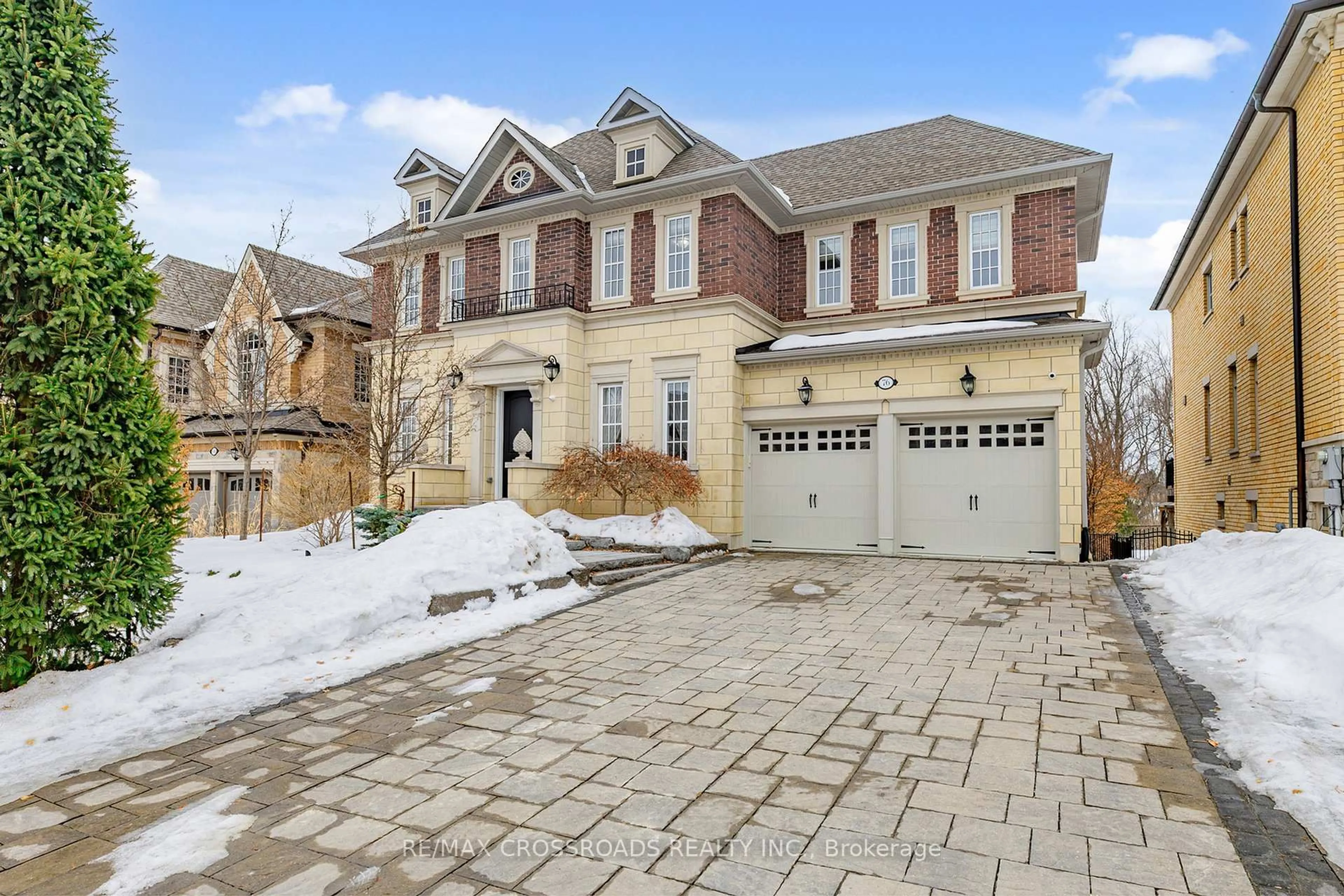 Home with brick exterior material, street for 76 Annsleywood Crt, Vaughan Ontario L4H 4G6