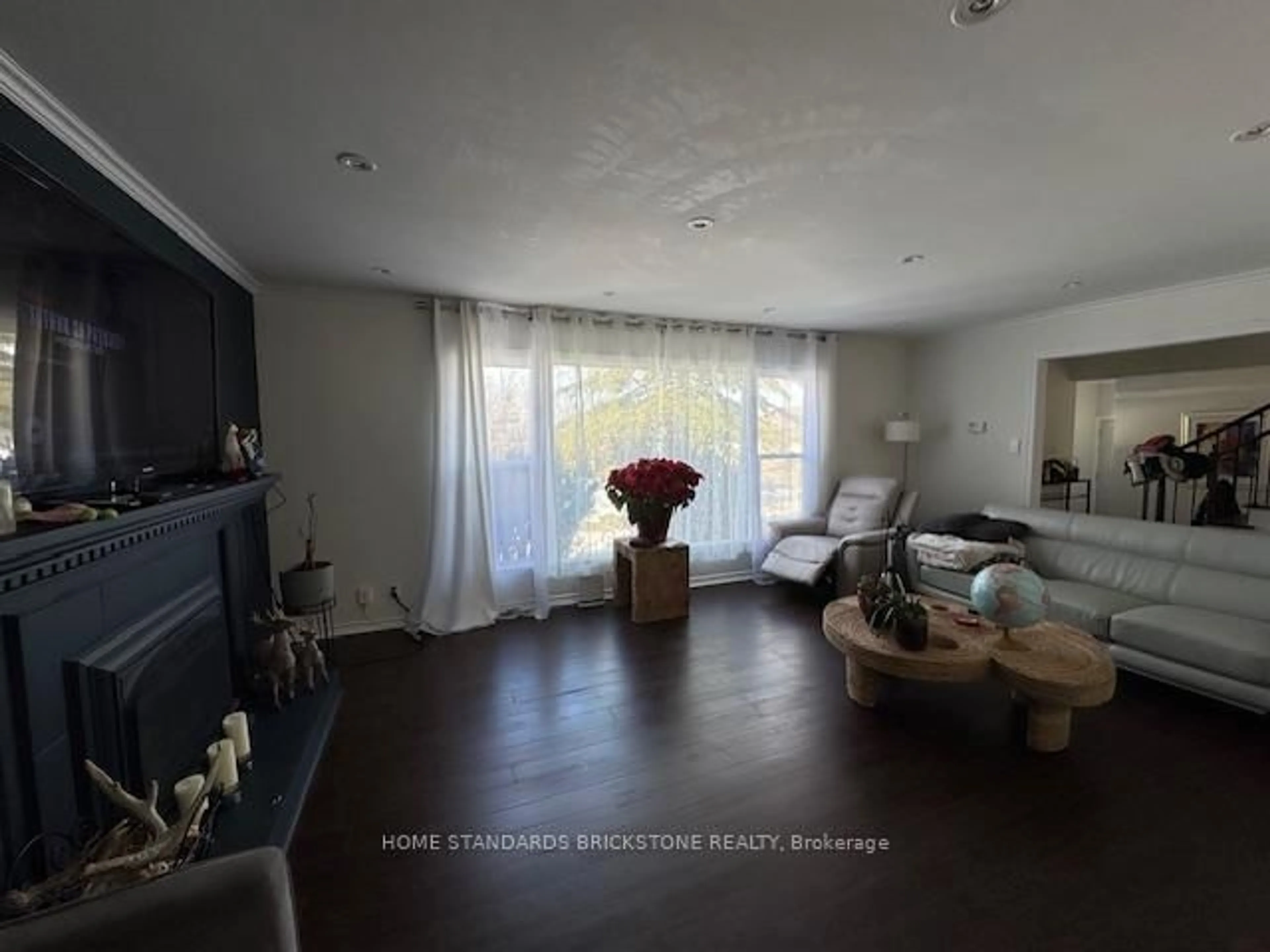 A pic of a room for 39 Milne Lane, East Gwillimbury Ontario L0G 1R0