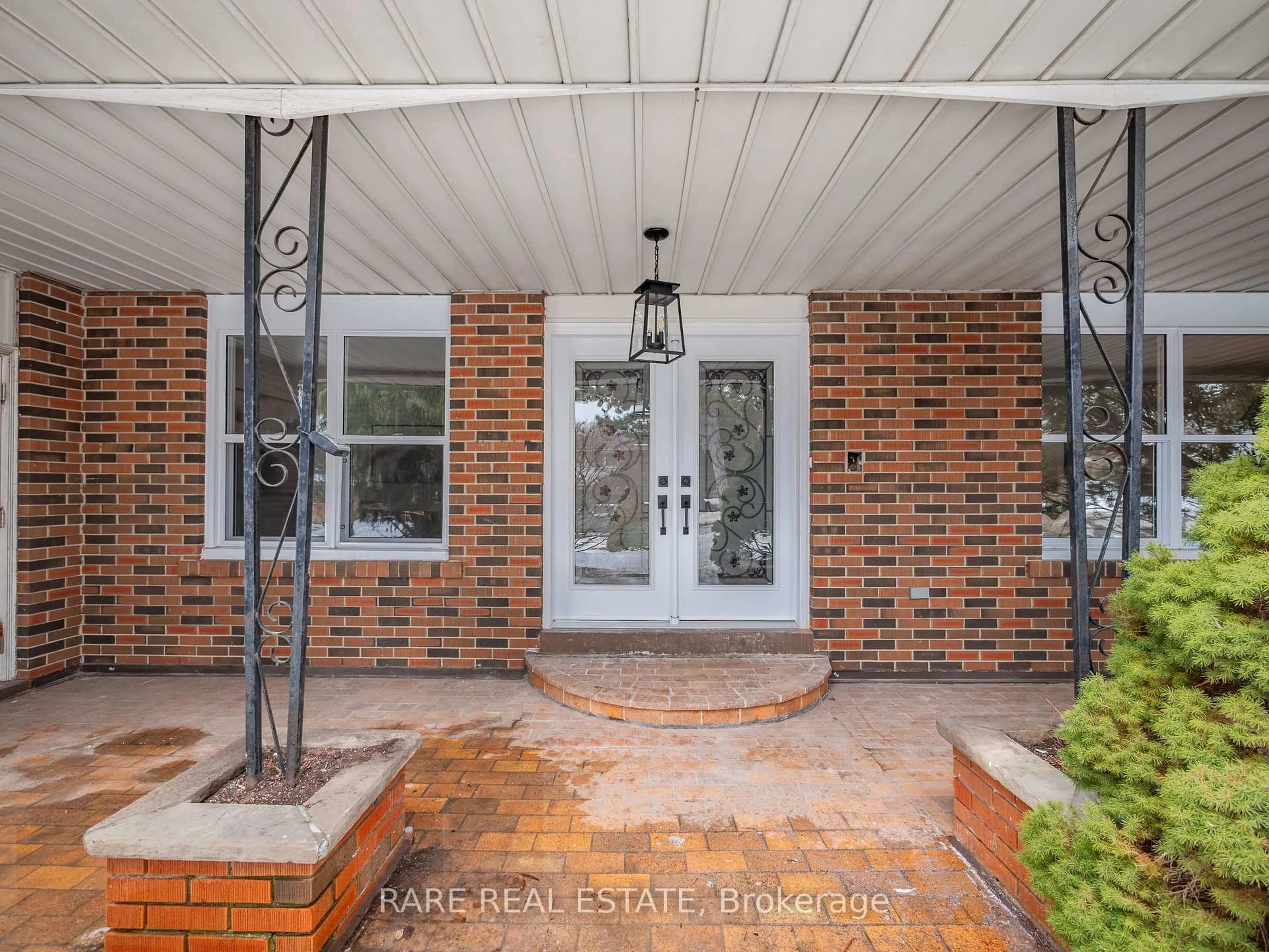 Home with brick exterior material, street for 45 Thorny Brae Dr, Markham Ontario L3T 3G5