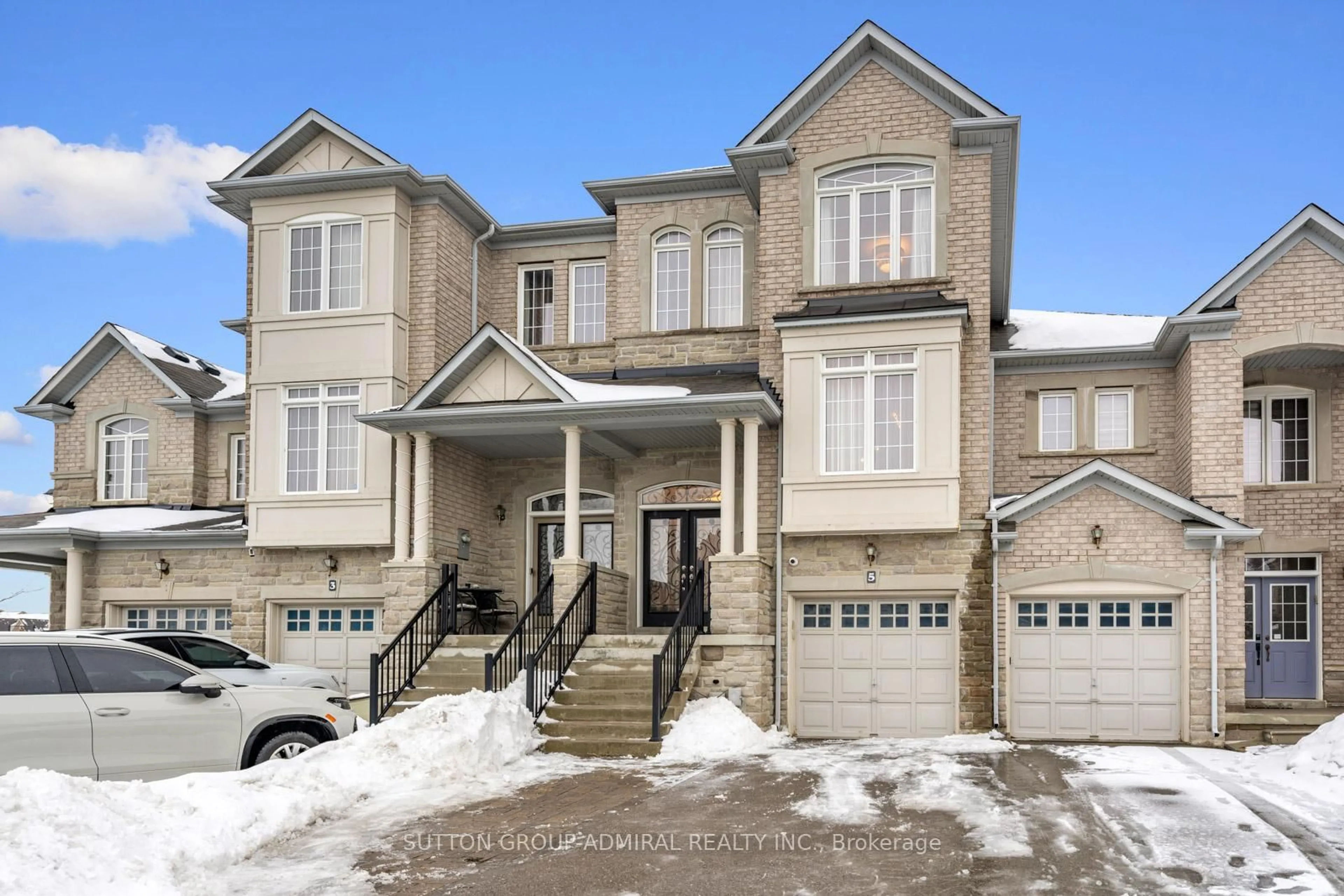 Unknown for 5 Millhouse Crt, Vaughan Ontario L6A 4J4