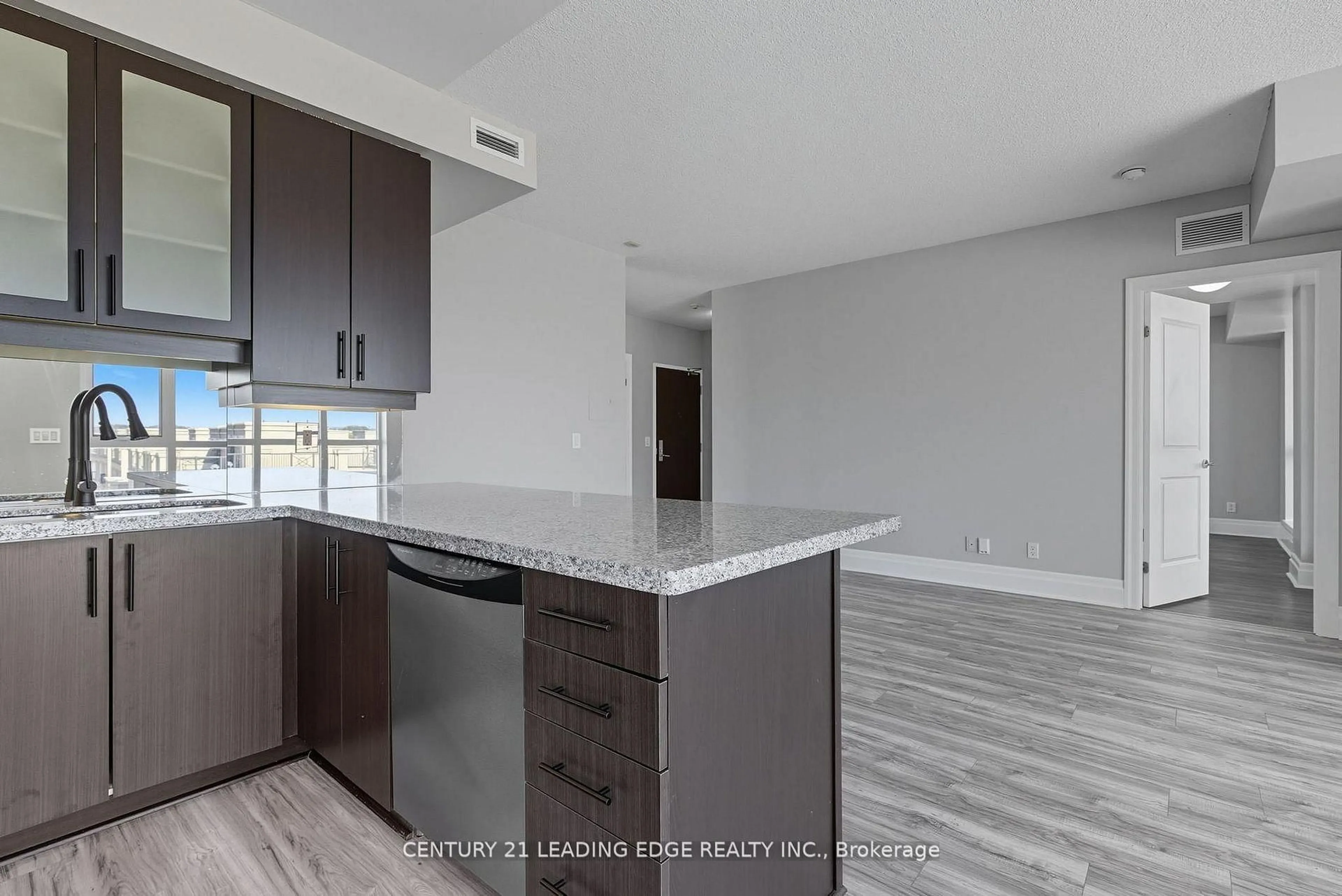 Open concept kitchen, unknown for 21 UPPER DUKE Cres #505, Markham Ontario L6G 0B7