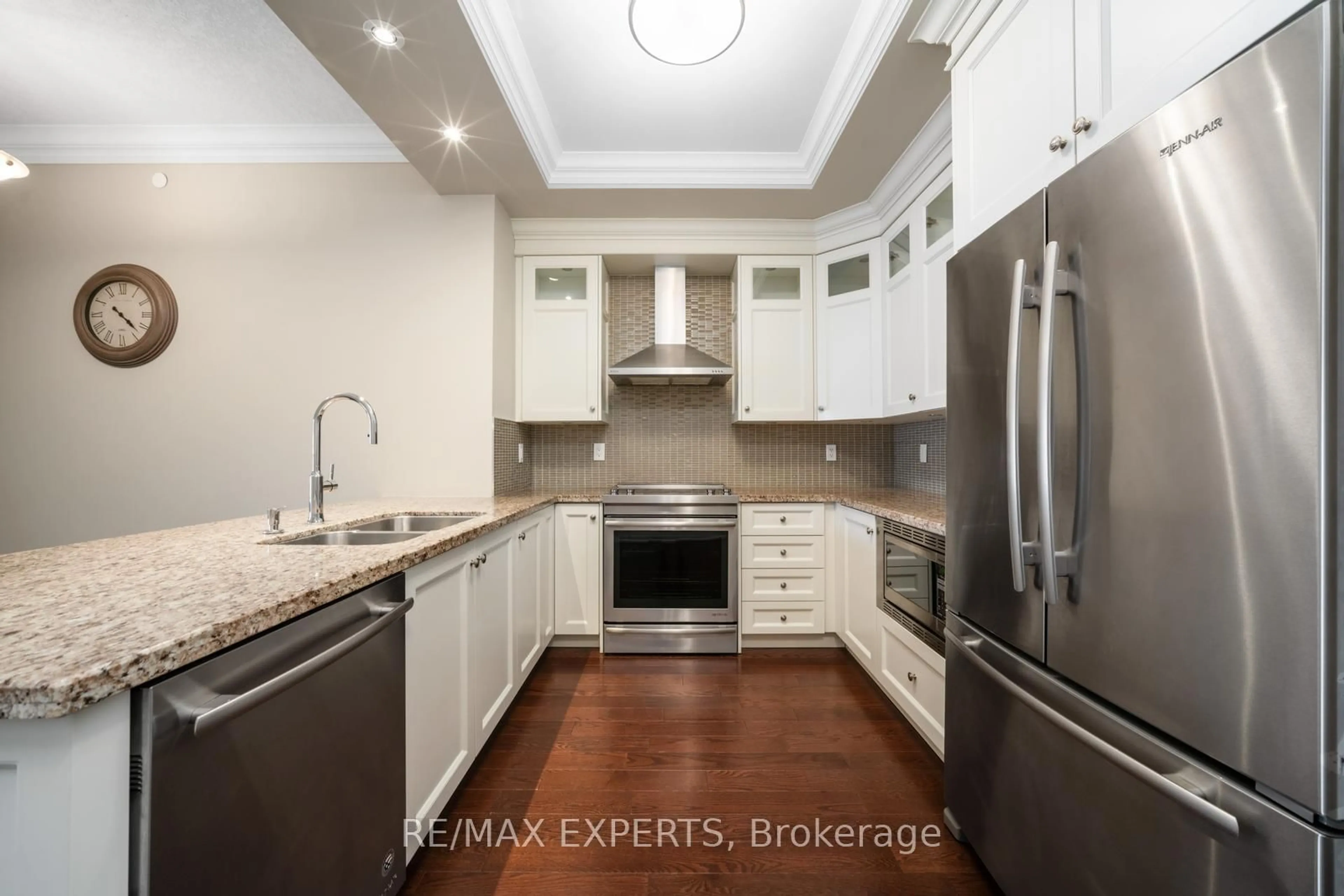 Open concept kitchen, unknown for 9909 Pine Valley Dr #317, Vaughan Ontario L4L 1A6