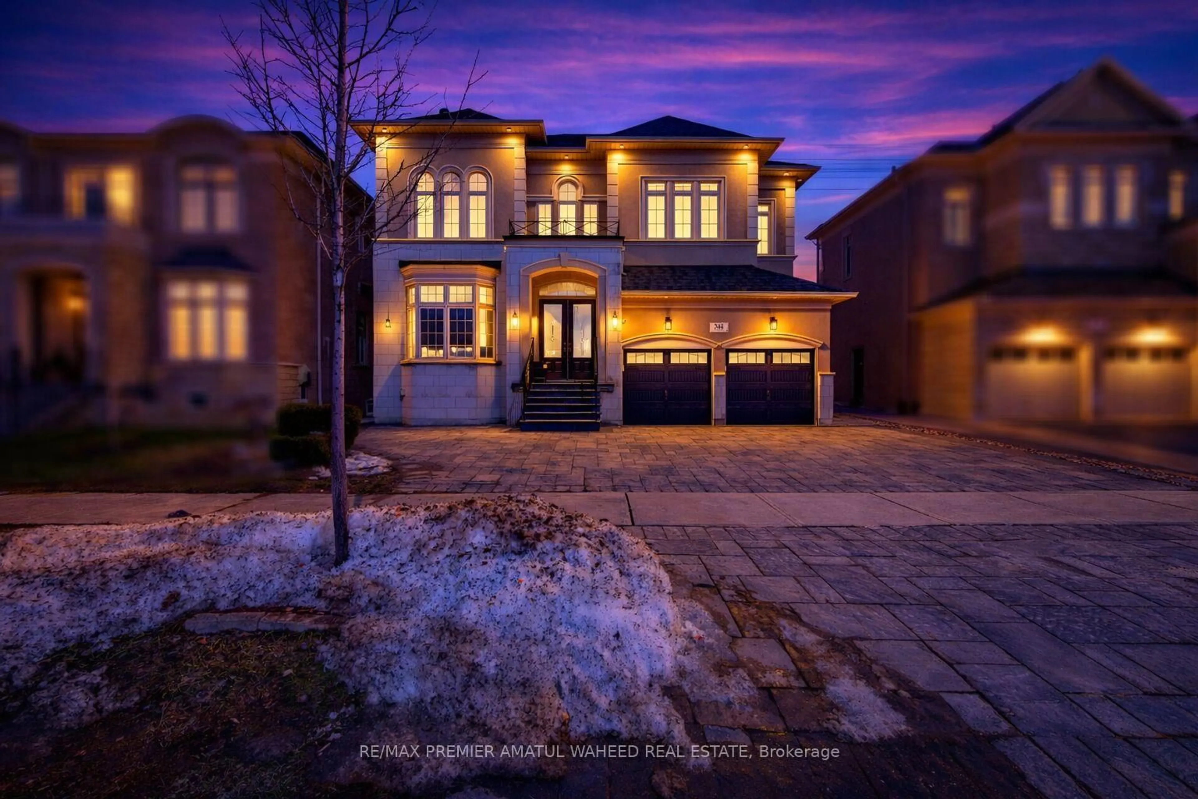 Home with brick exterior material, street for 344 Stanton Ave, Vaughan Ontario L4H 3W8