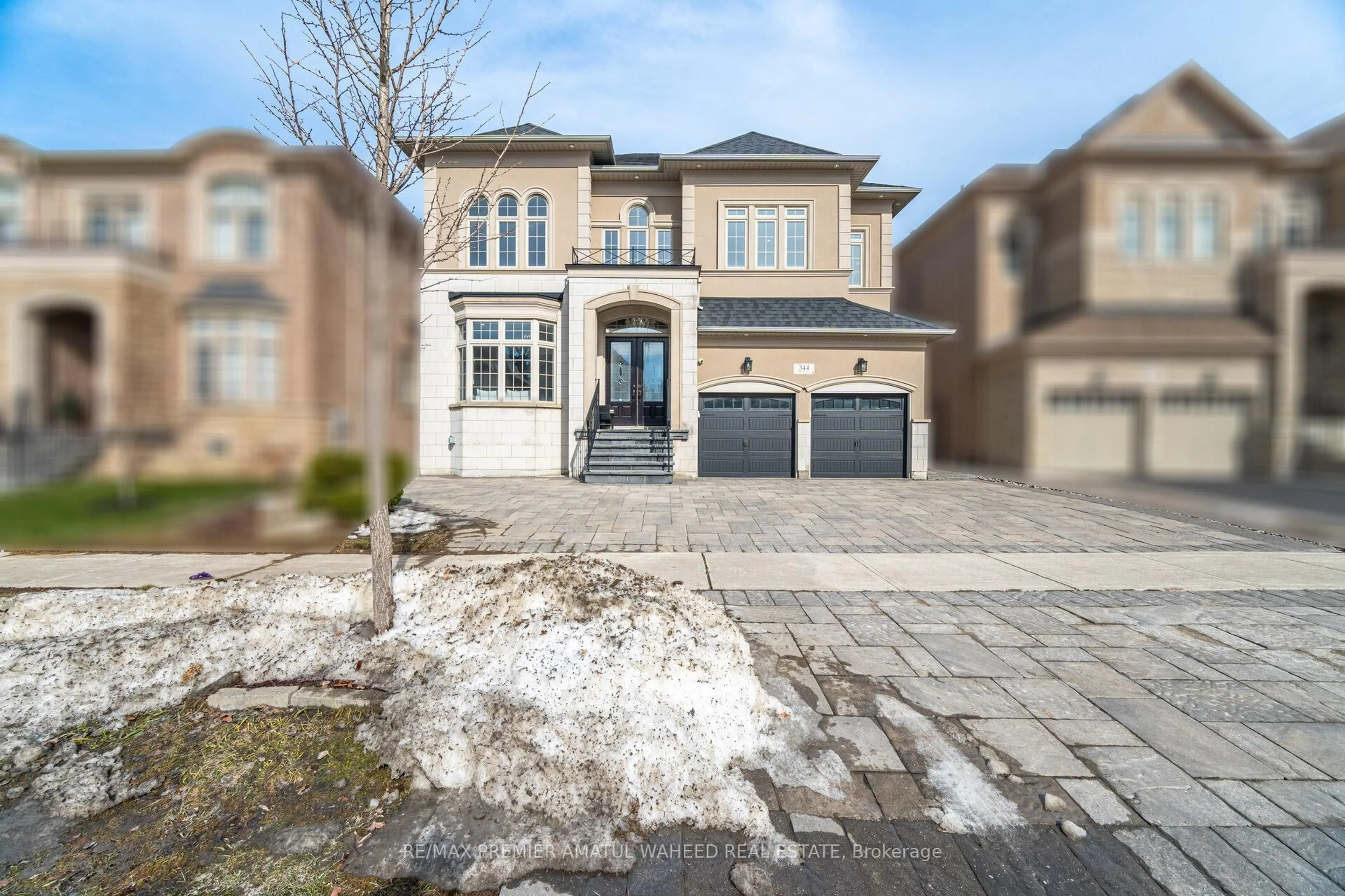 Home with brick exterior material, street for 344 Stanton Ave, Vaughan Ontario L4H 3W8