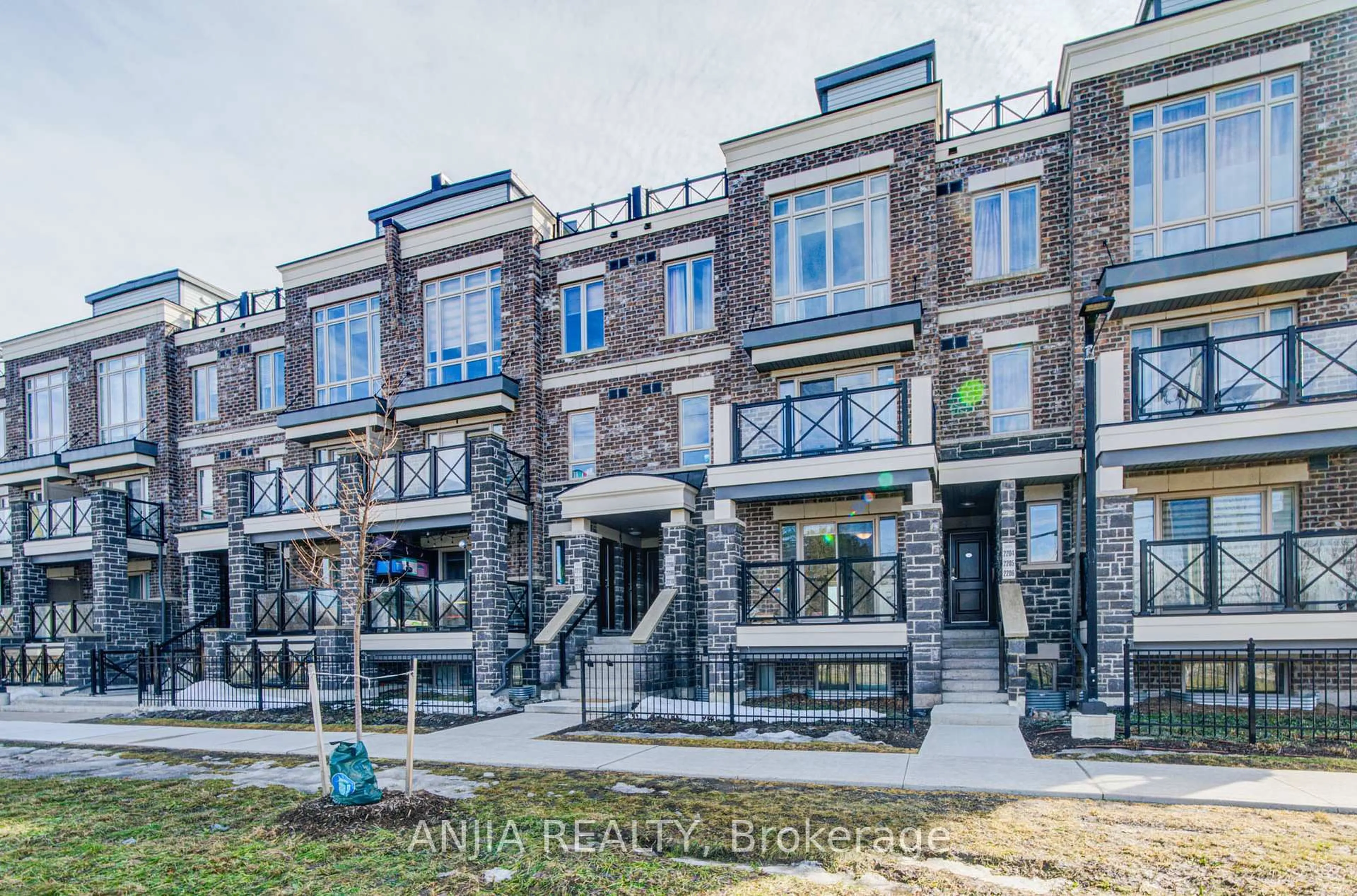 Unknown for 10 Westmeath Lane #2209, Markham Ontario L6B 1N5