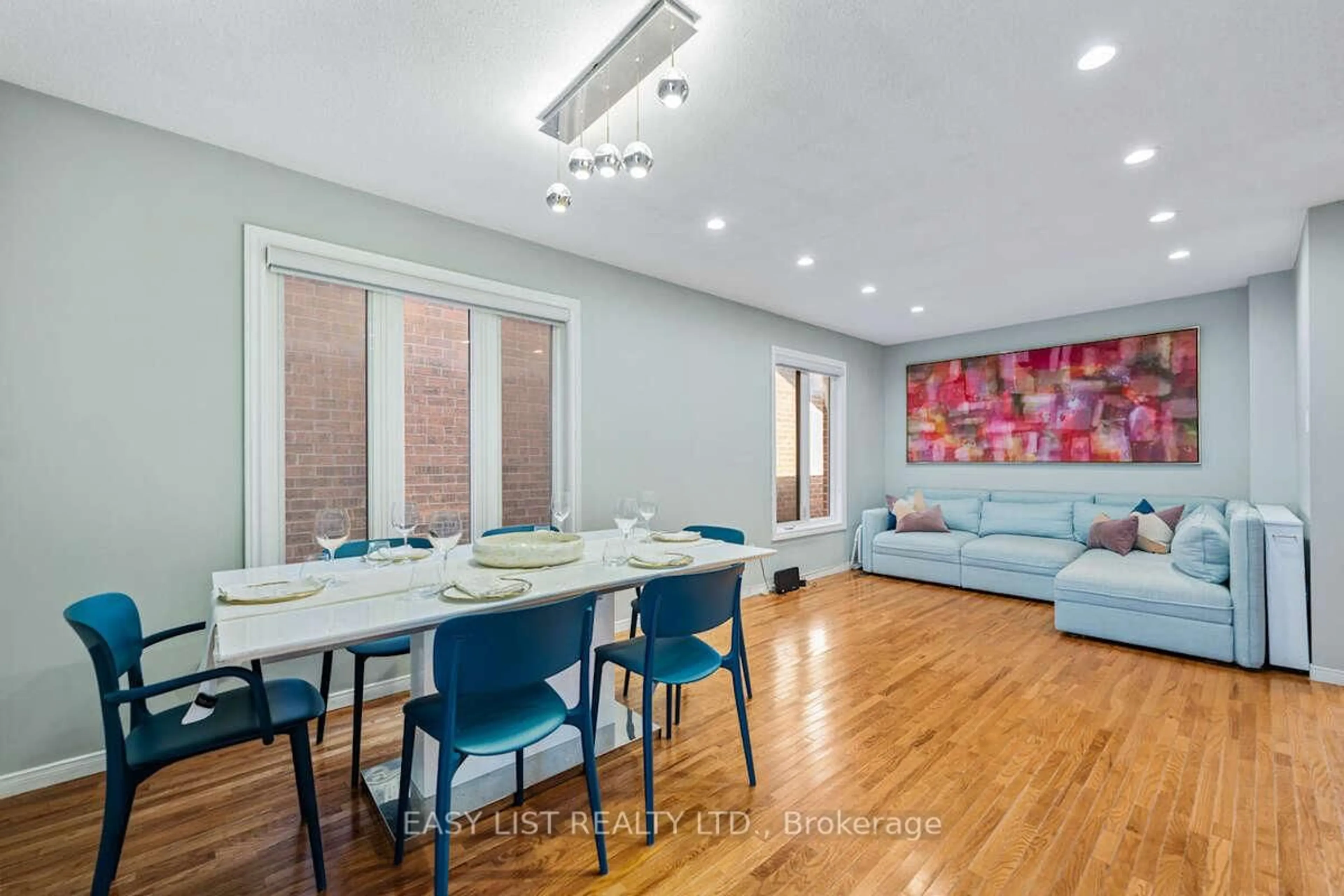 Dining room, wood/laminate floor for 109 Whitney Pl, Vaughan Ontario L4J 6V6