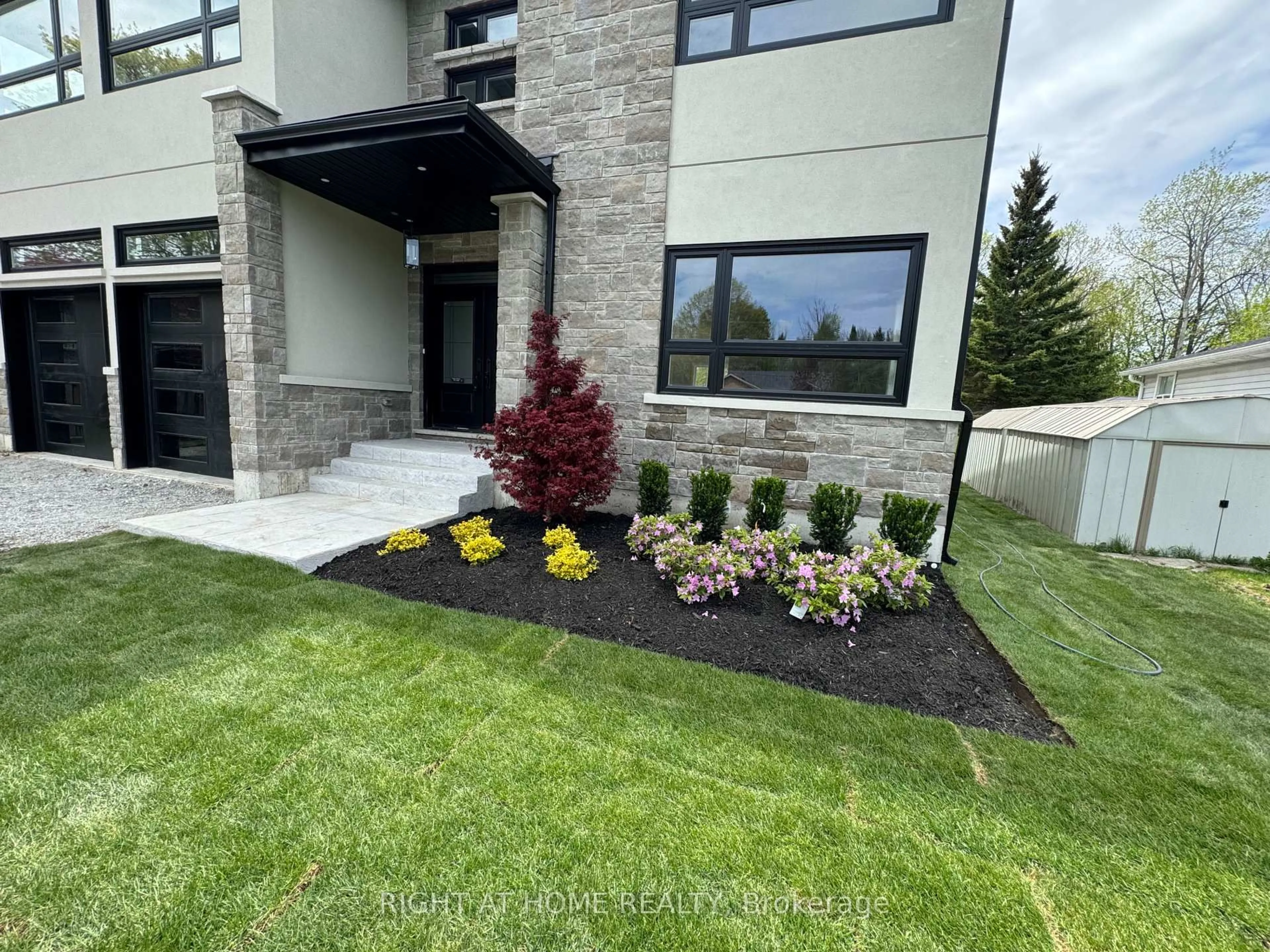 Unknown for 1012 Ferrier Ave, Innisfil Ontario L0L 1W0