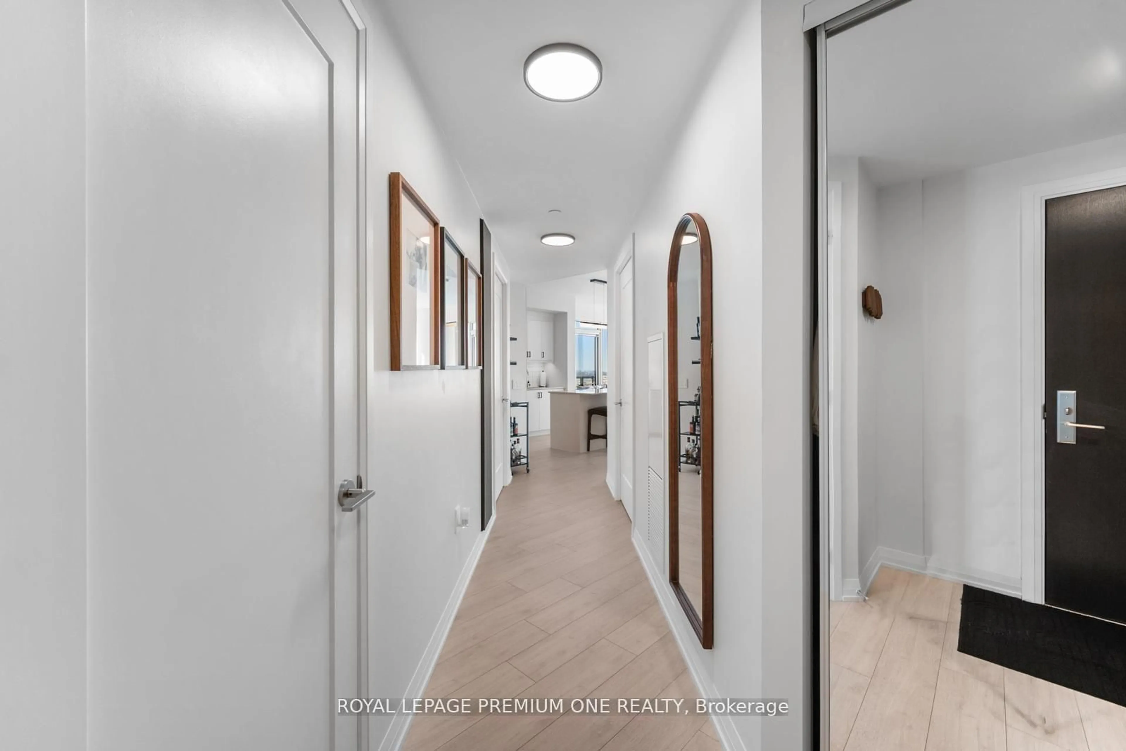 Unknown for 9000 Jane St #1715, Vaughan Ontario L4K 2M9