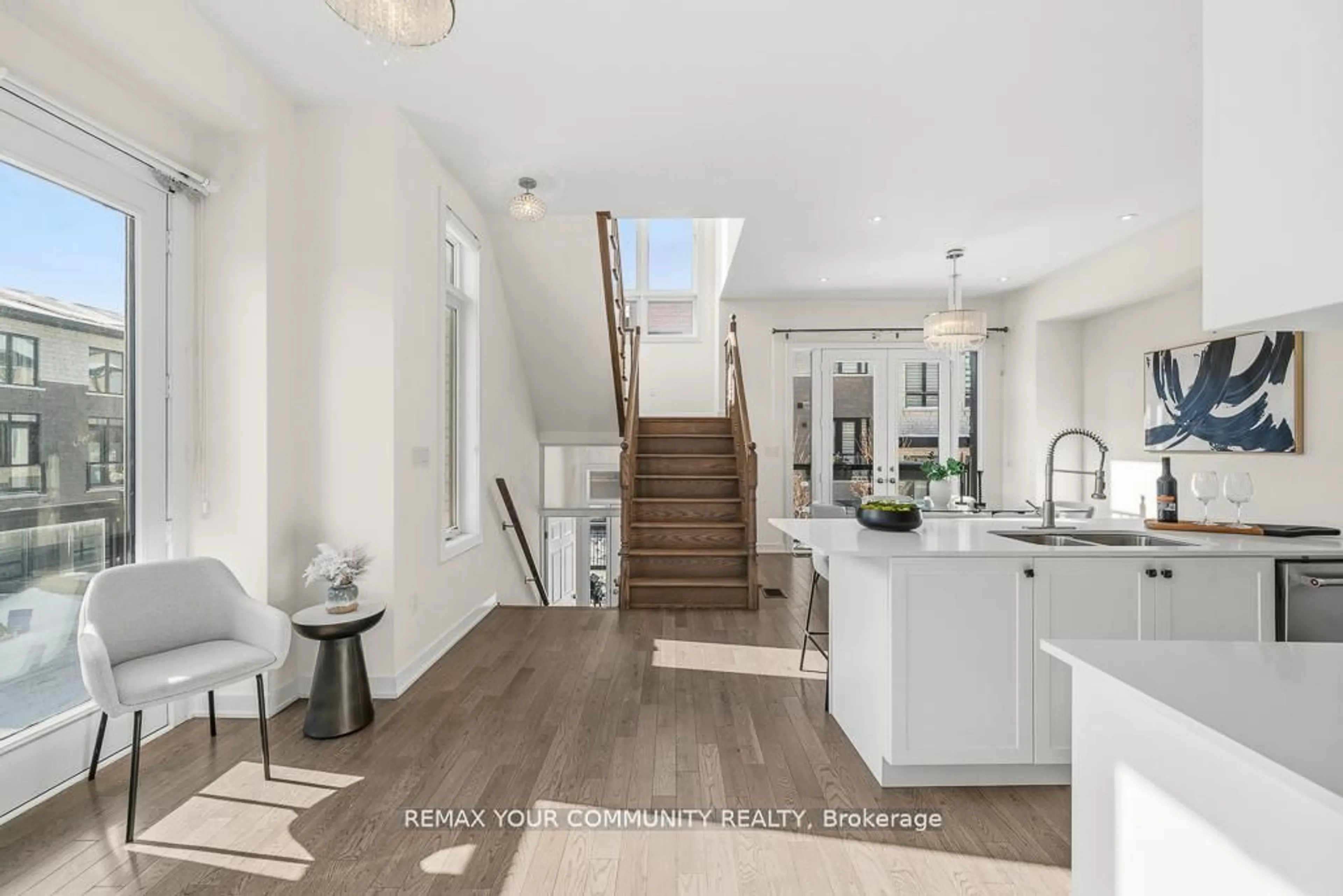 Open concept kitchen, unknown for 7 Howick Lane, Richmond Hill Ontario L4C 5T1