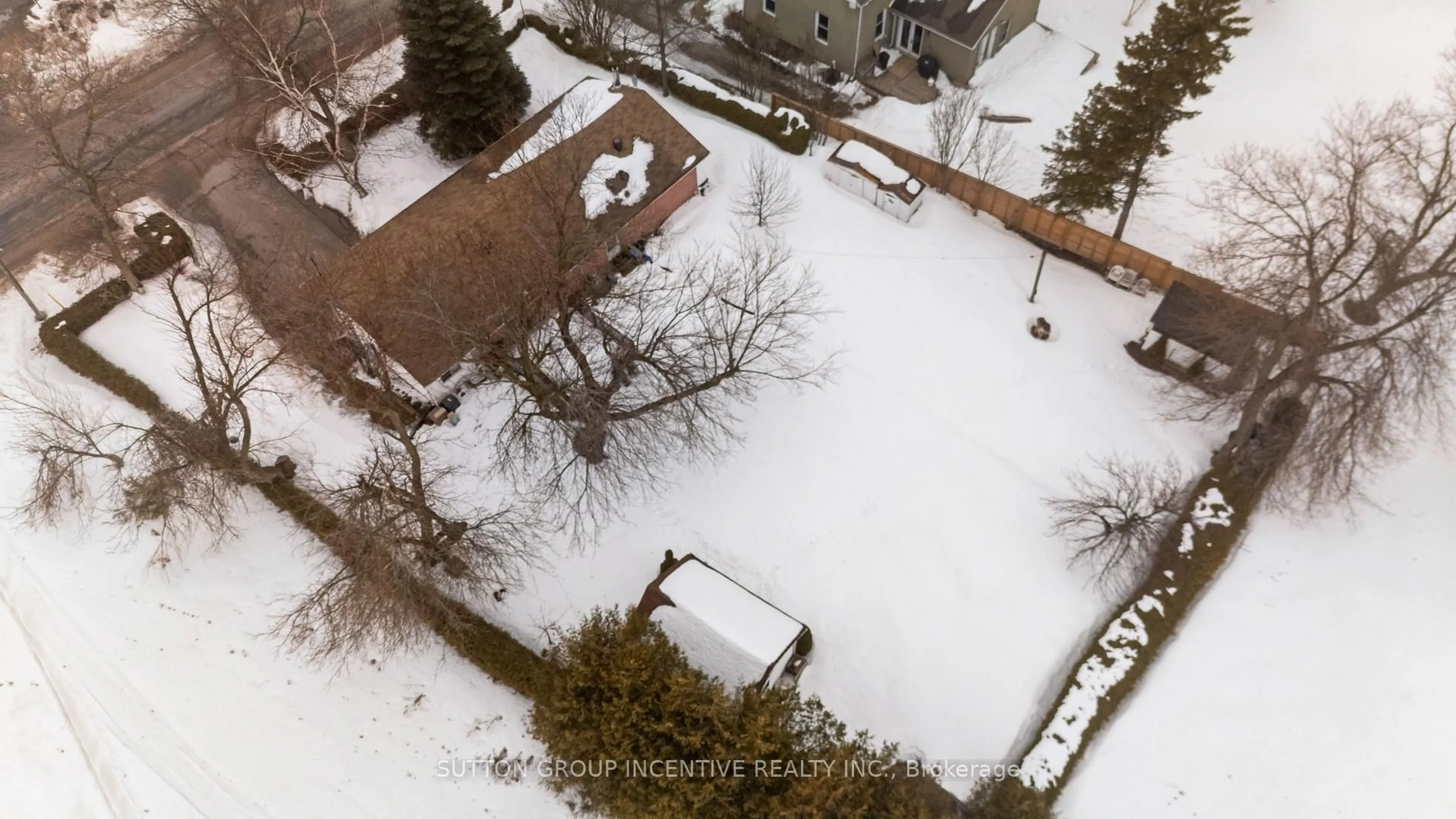 A pic from outside/outdoor area/front of a property/back of a property/a pic from drone, street for 7327 9th Line, Essa Ontario L0L 2N0