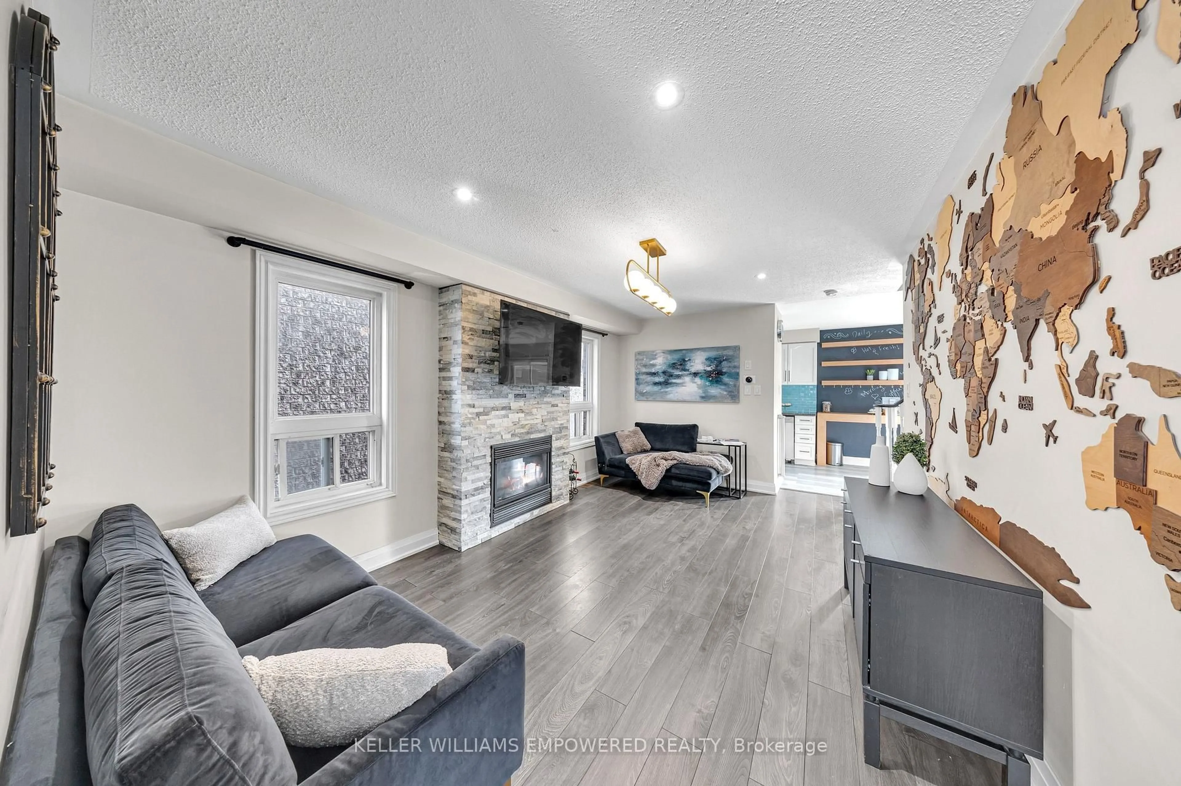 Living room with furniture, unknown for 93 Beaverbrook Cres, Vaughan Ontario L6A 3T5