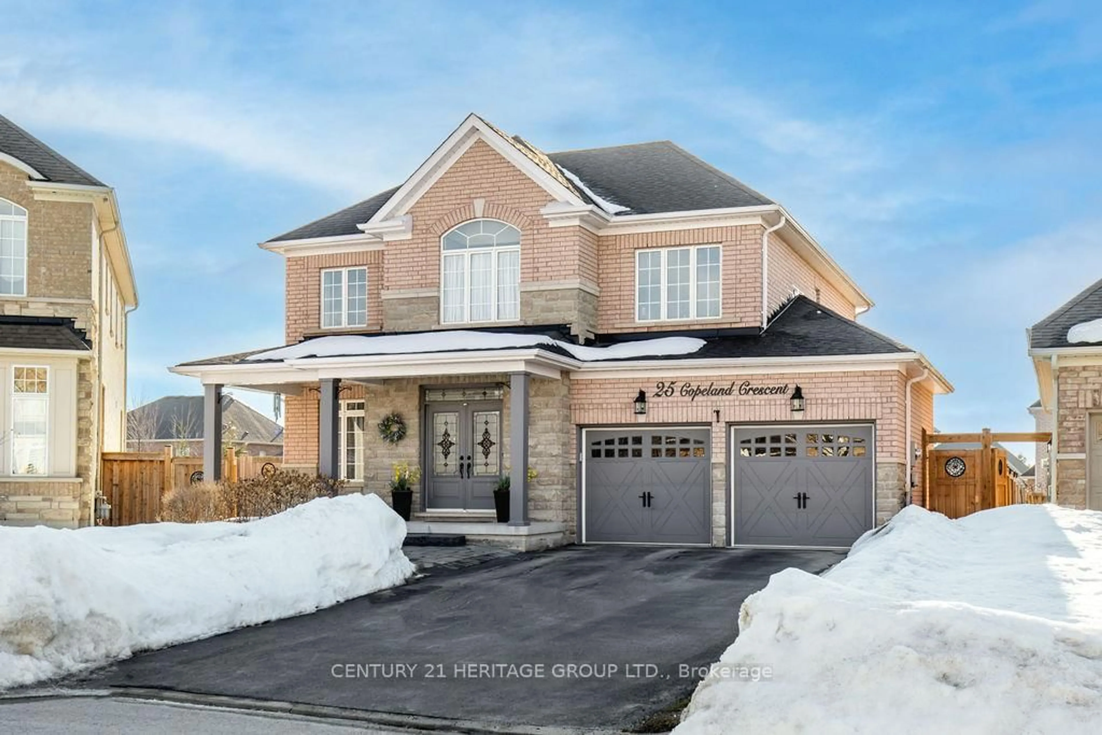 Home with brick exterior material, street for 25 Copeland Cres, Innisfil Ontario L0L 1L0