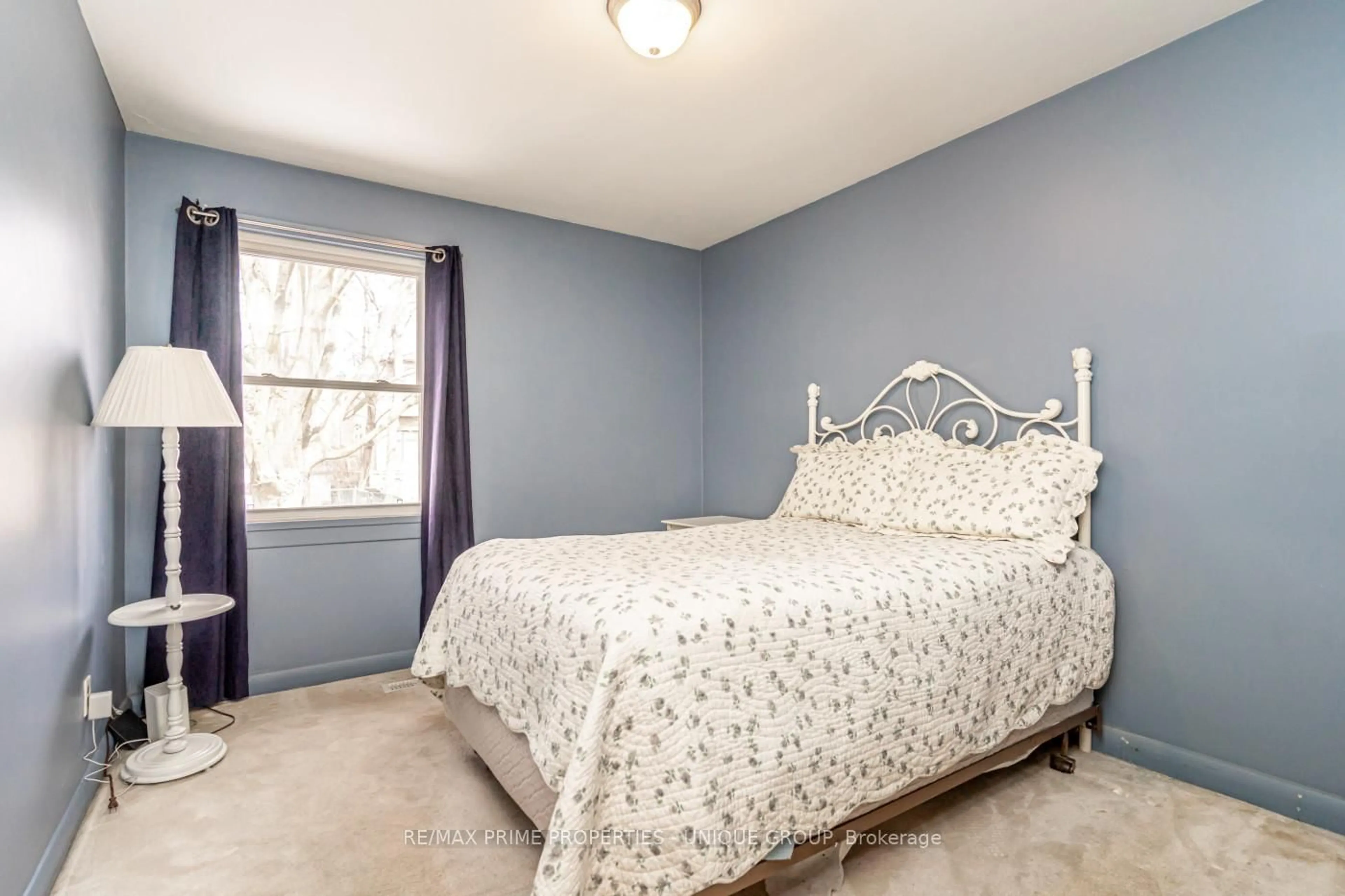 Bedroom with bed, unknown for 425 Centre St, Richmond Hill Ontario L4C 1B8