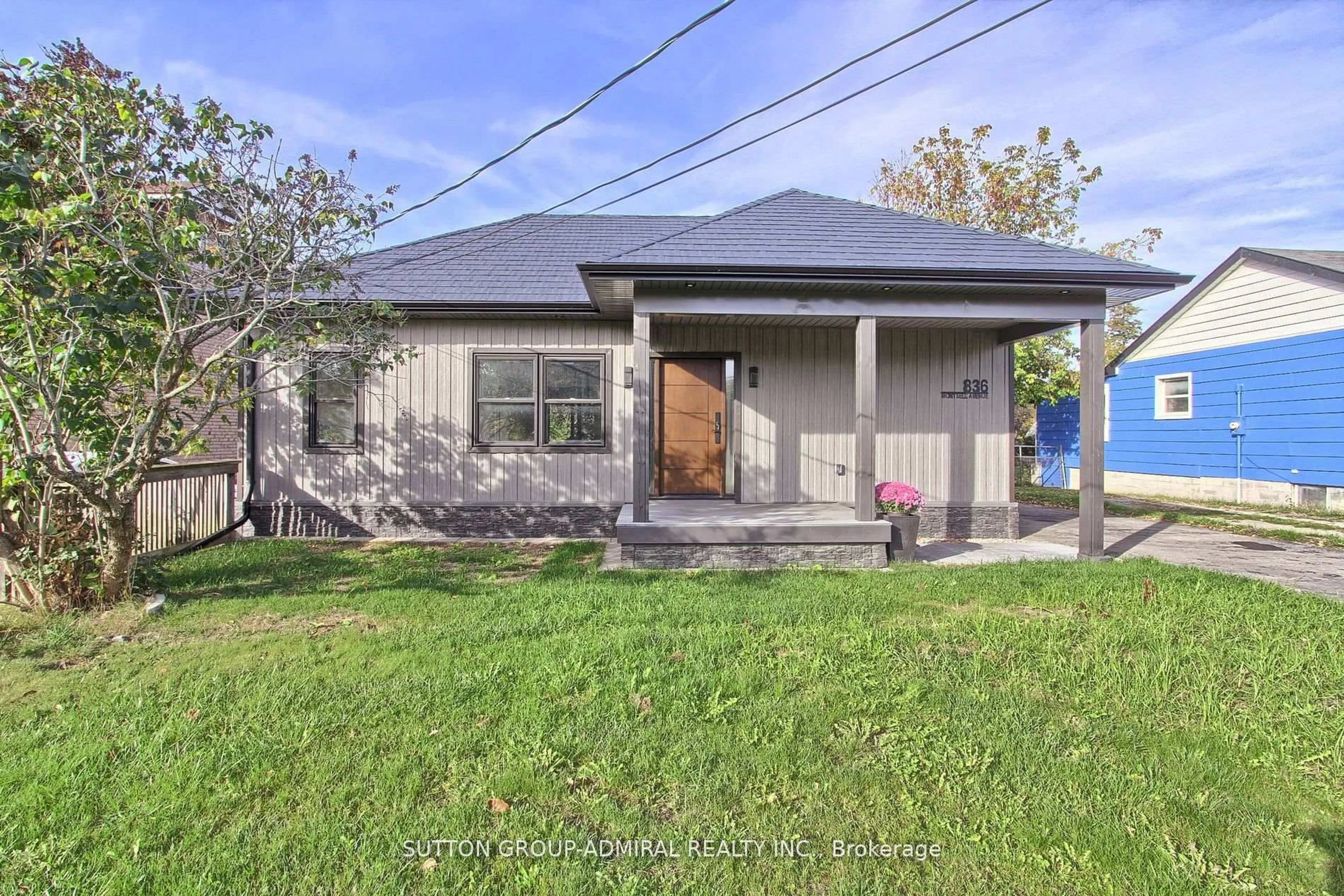 Unknown for 836 Montsell Ave, Georgina Ontario L0E 1S0