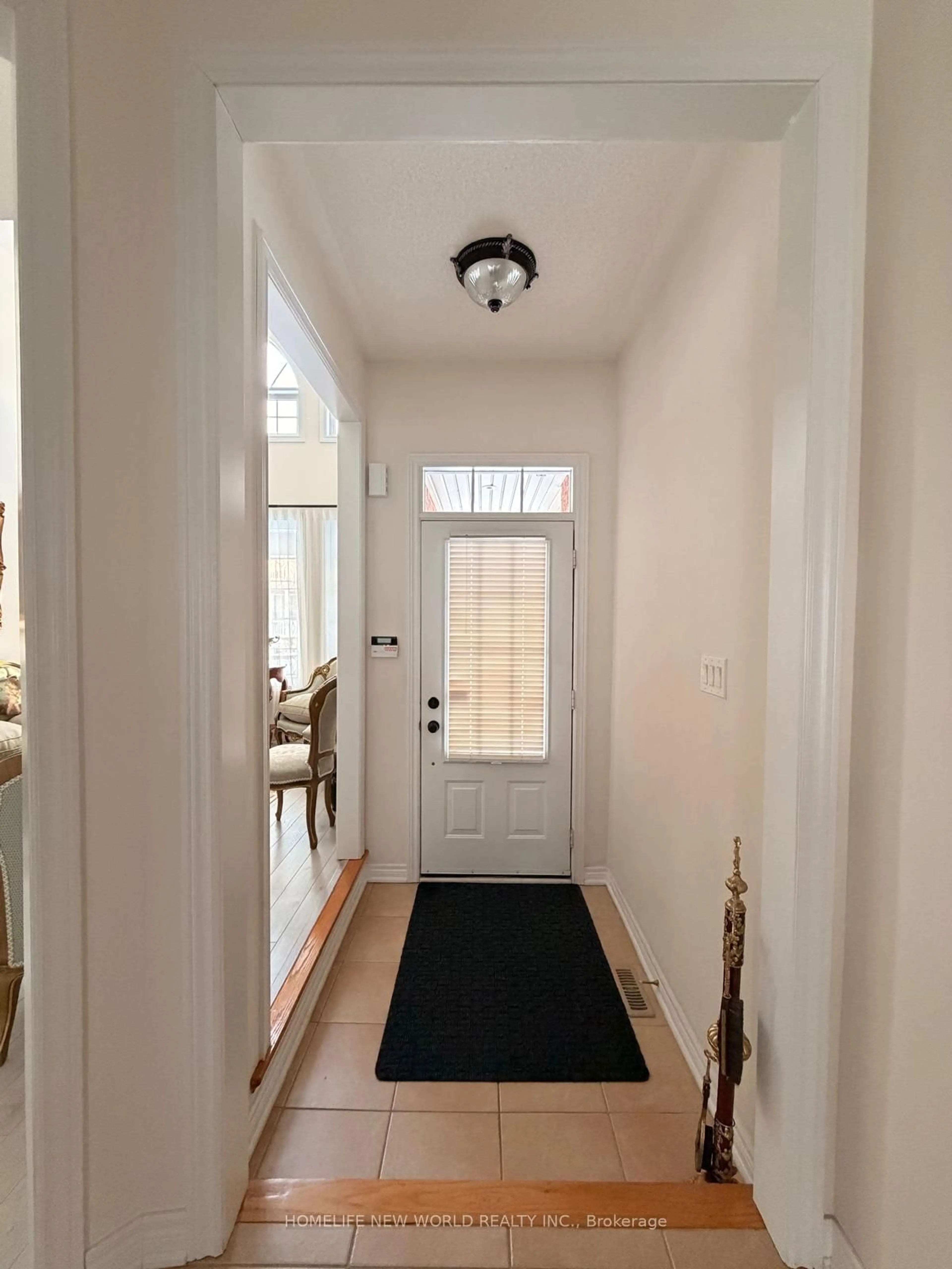 Indoor entryway for 15 Hislop Dr, Markham Ontario L6B 0C6